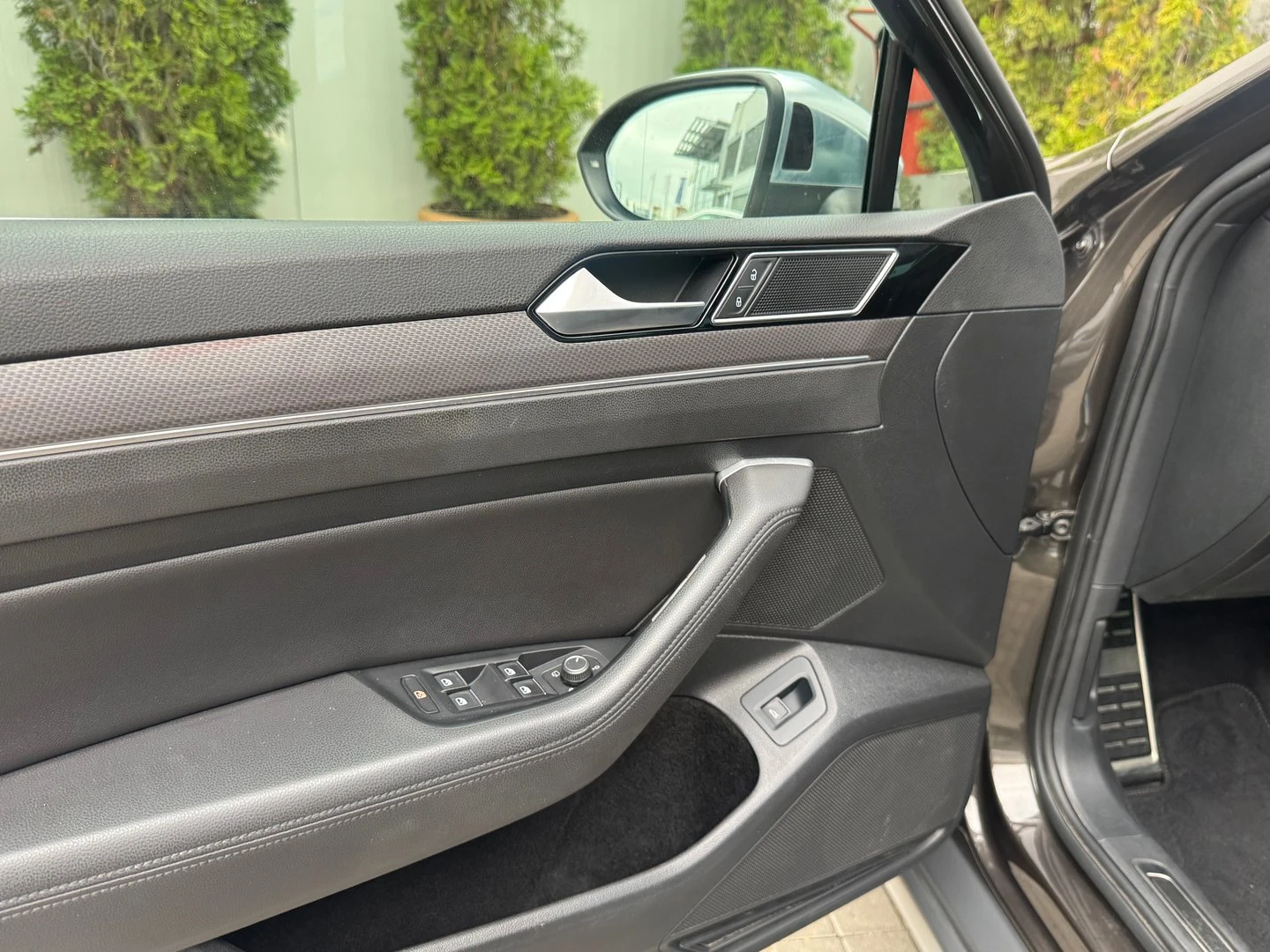 VW Passat 2.0TDI BMT 4MOTION - изображение 10