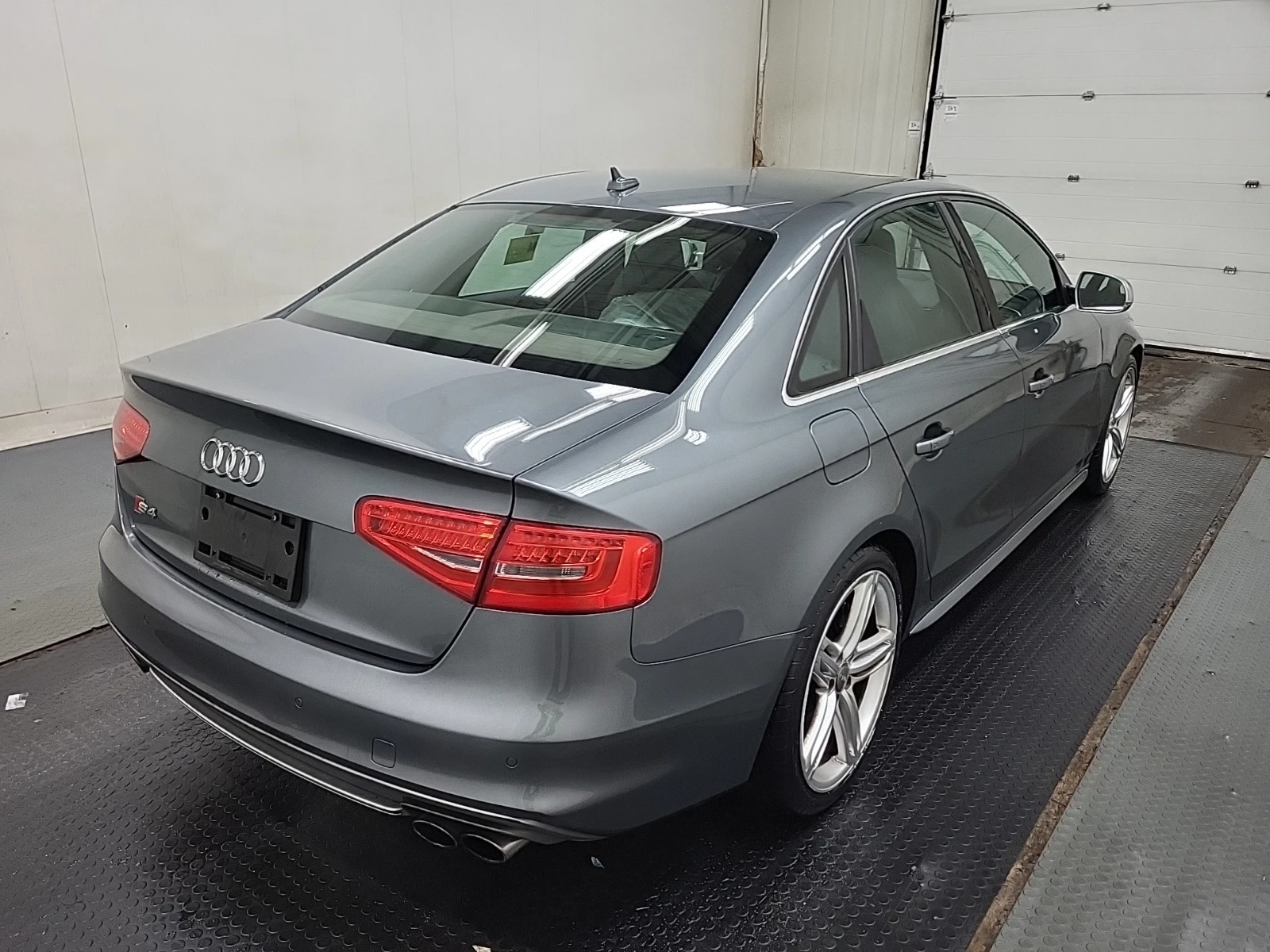 Audi S4 * Technik* * АВТОКРЕДИТ* * ЦЕНА ДО БЪЛГАРИЯ*  - изображение 3