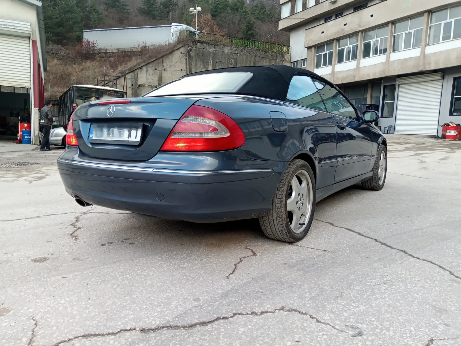 Mercedes-Benz CLK 240 - изображение 3
