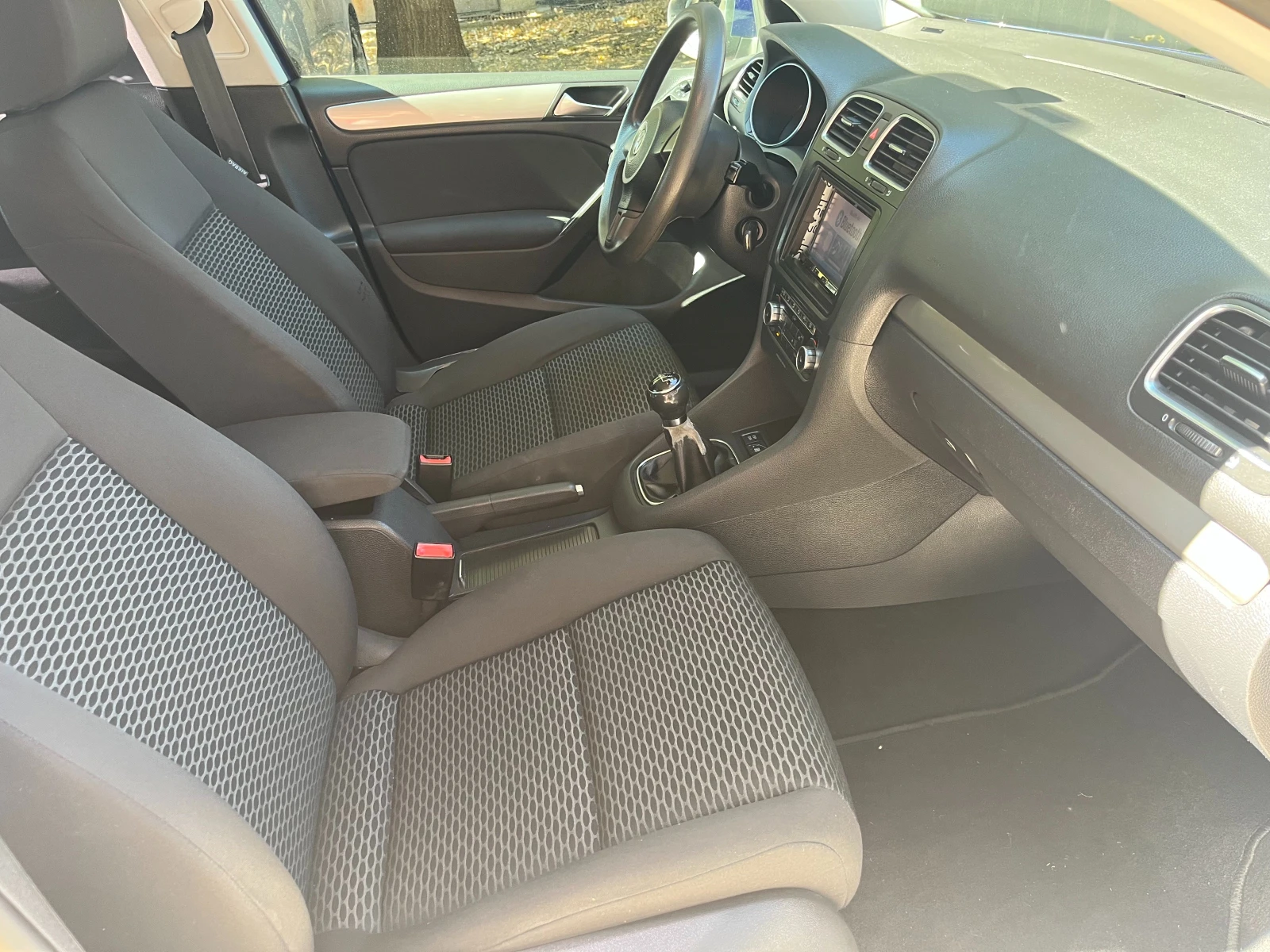 VW Golf 6 - изображение 9