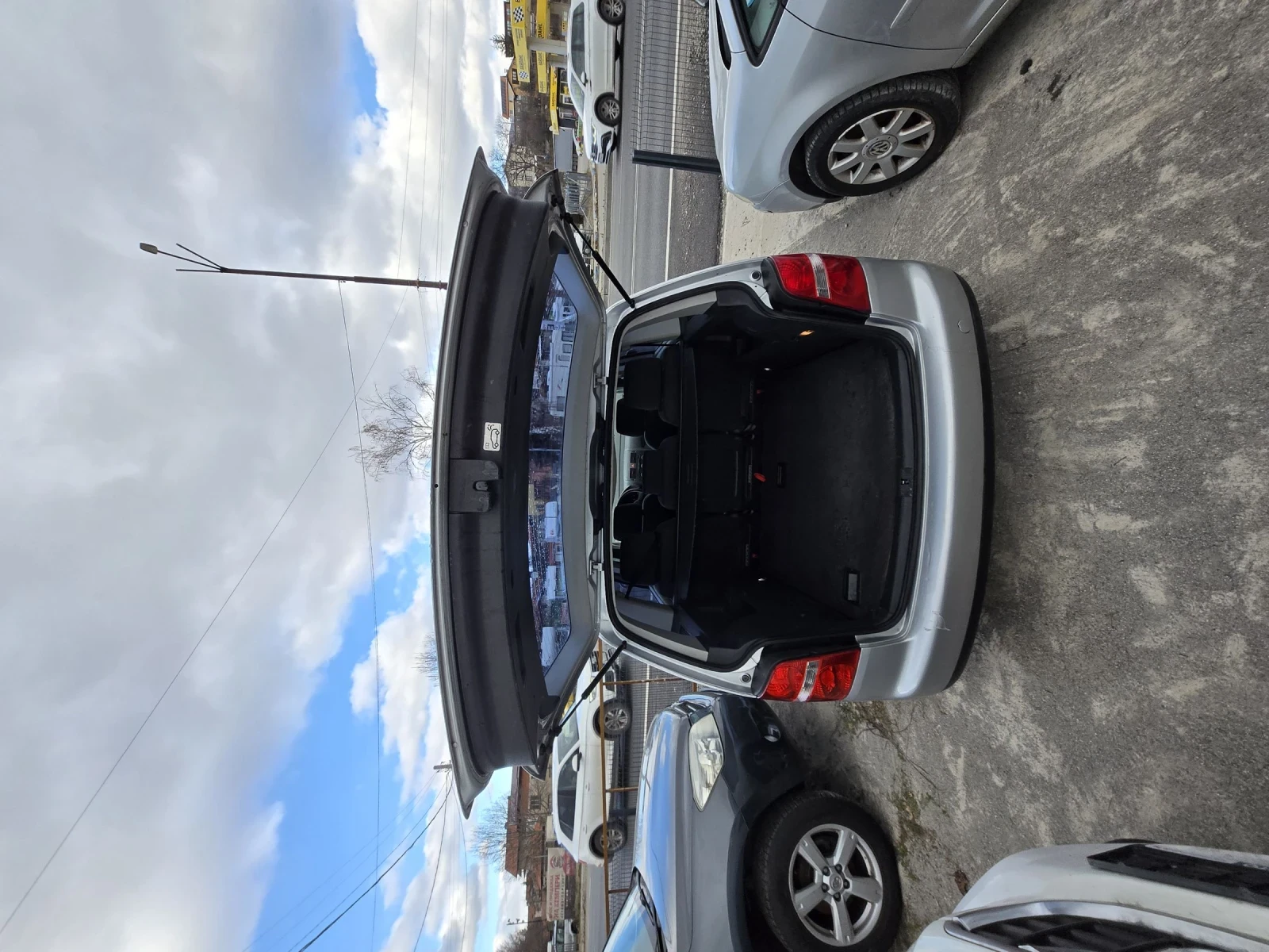 VW Touran  - изображение 6