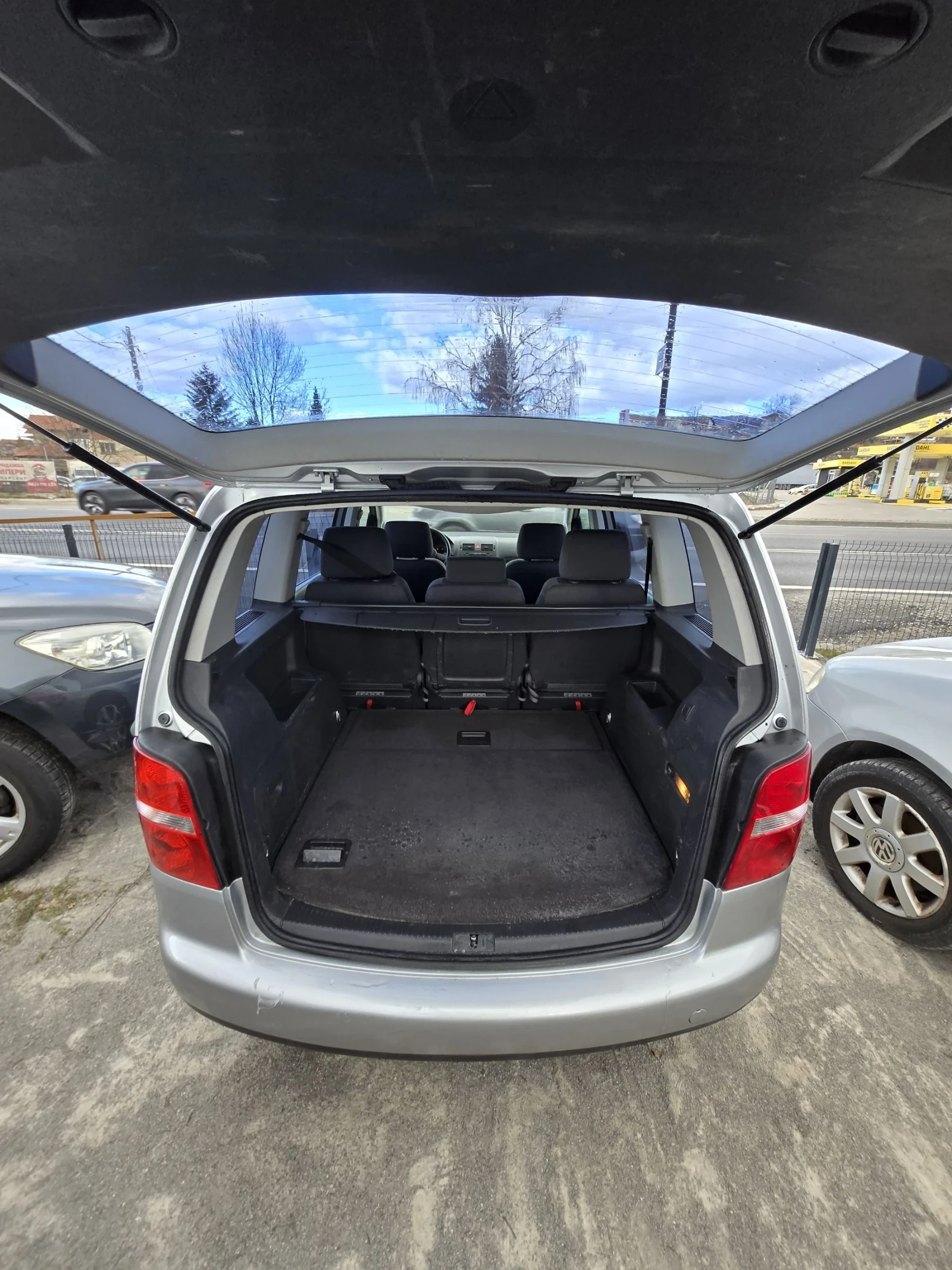 VW Touran  - изображение 7