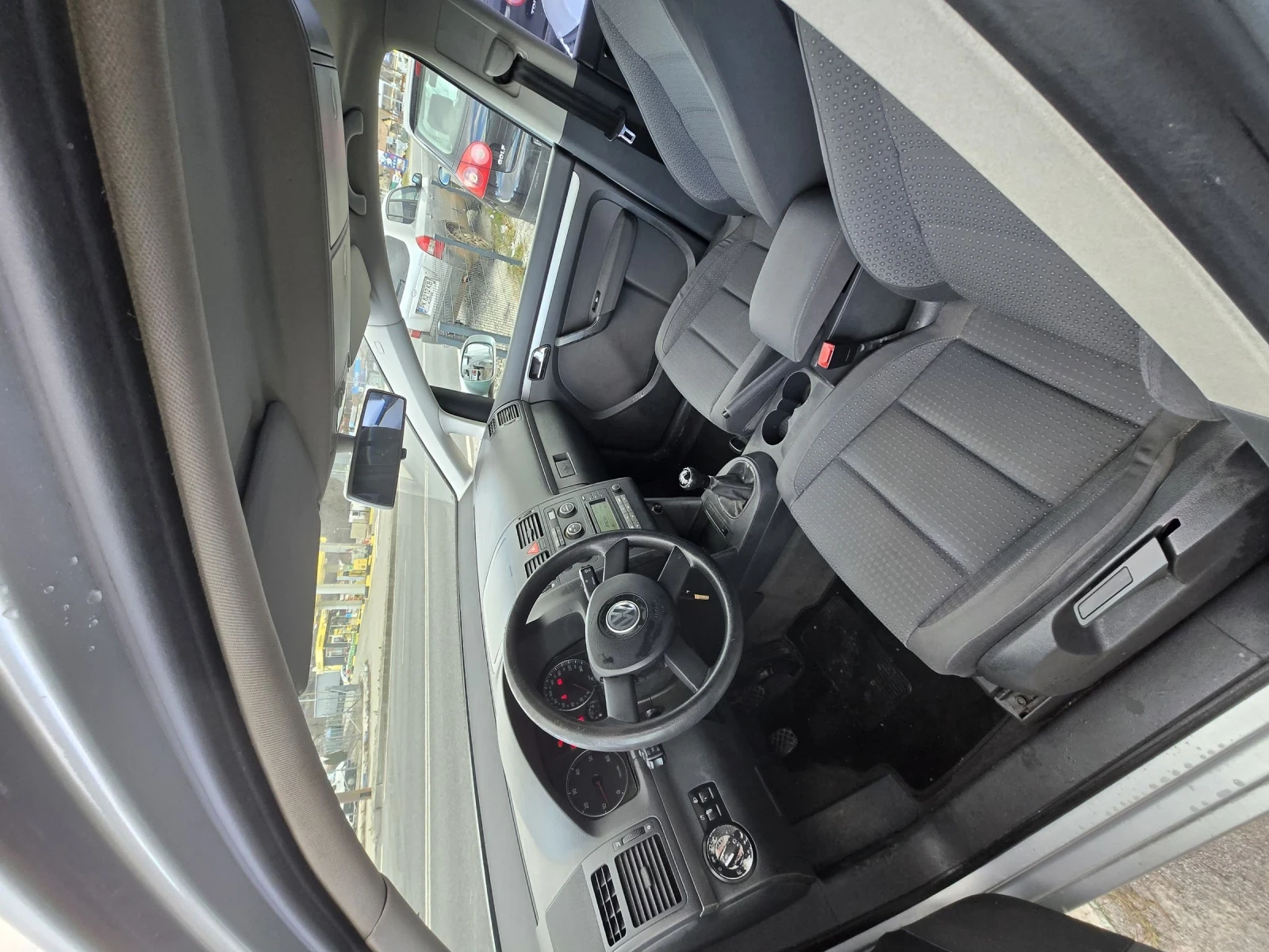 VW Touran  - изображение 8