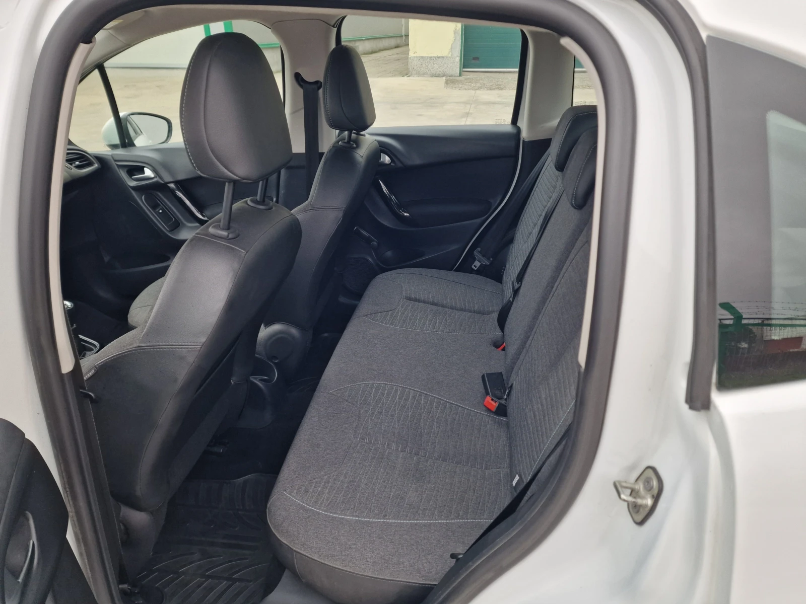 Citroen C3 1.6 HDI 75�.�. | Mobile.bg � ����������� 9