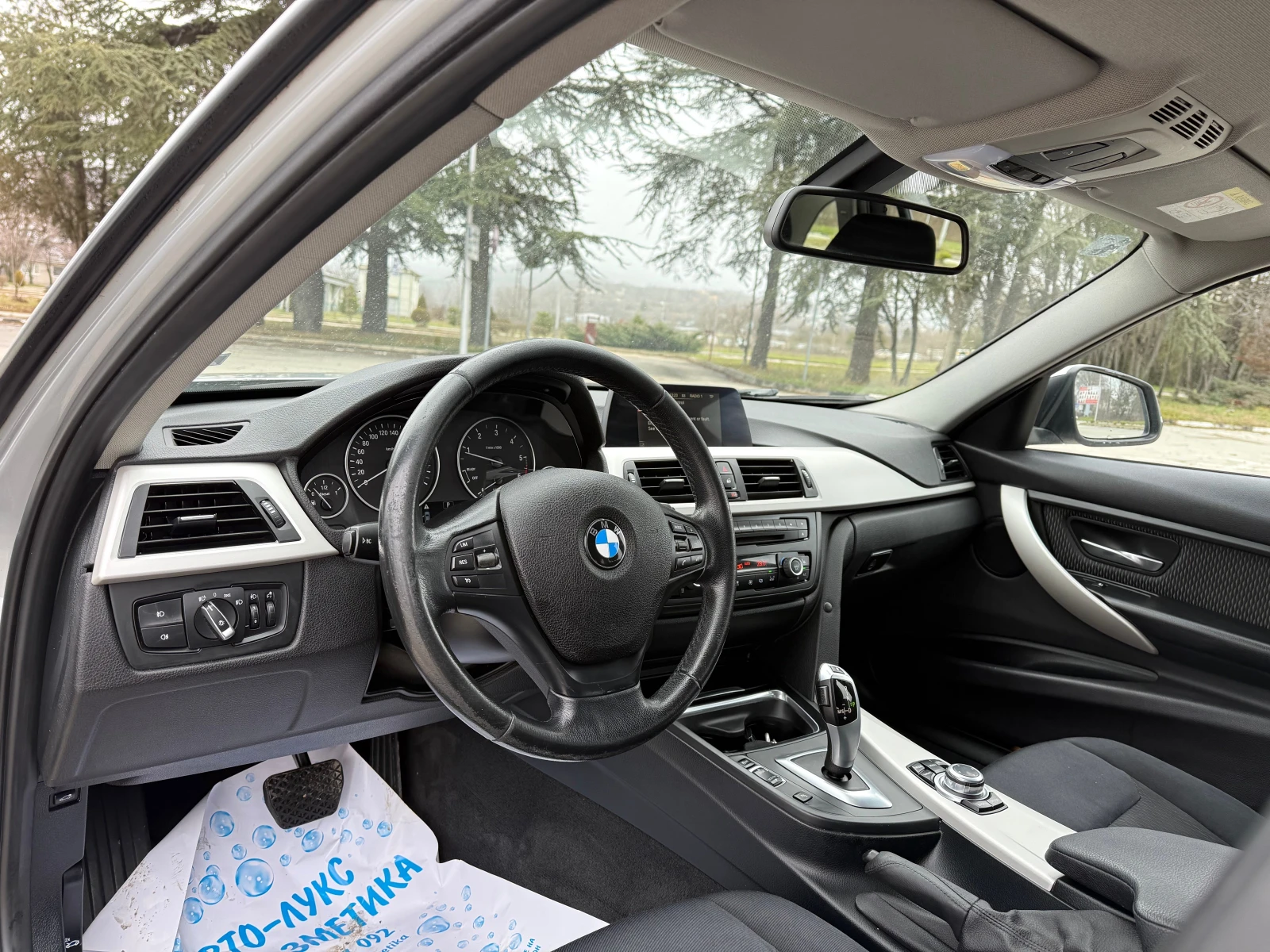 BMW 320 2.0///4x4///Xdrive///Automatic///TOP/// - изображение 9