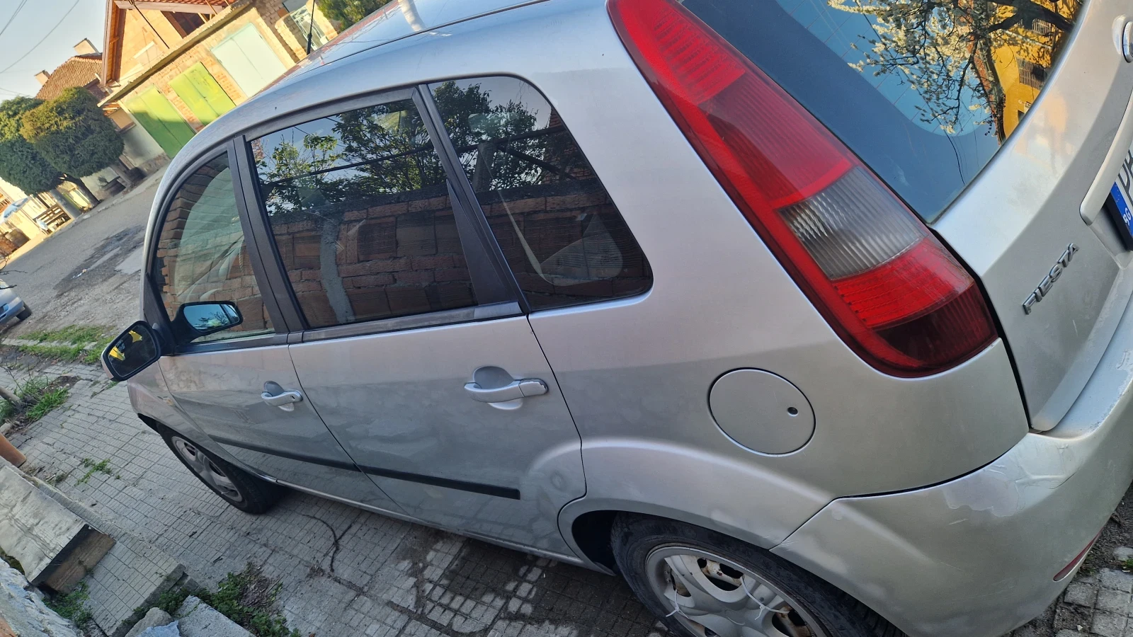 Ford Fiesta, снимка 5 - Автомобили и джипове - 53921126
