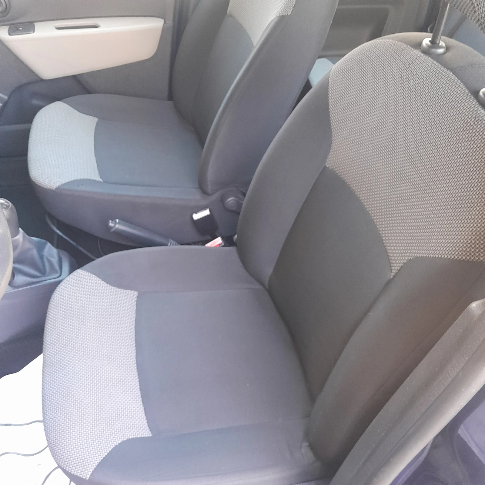 Dacia Dokker 1, 6 MPI, снимка 9 - Автомобили и джипове - 54115648