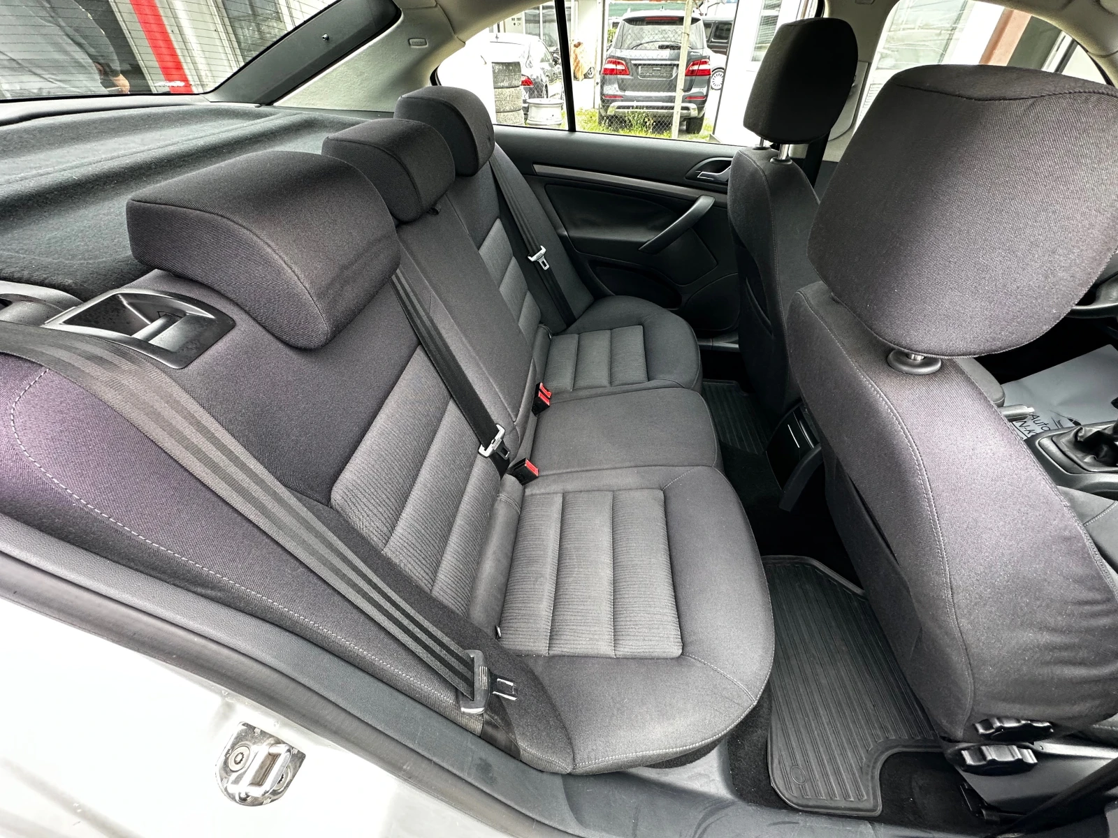 Skoda Octavia 1.9TDI 105�.� | Mobile.bg � ����������� 12