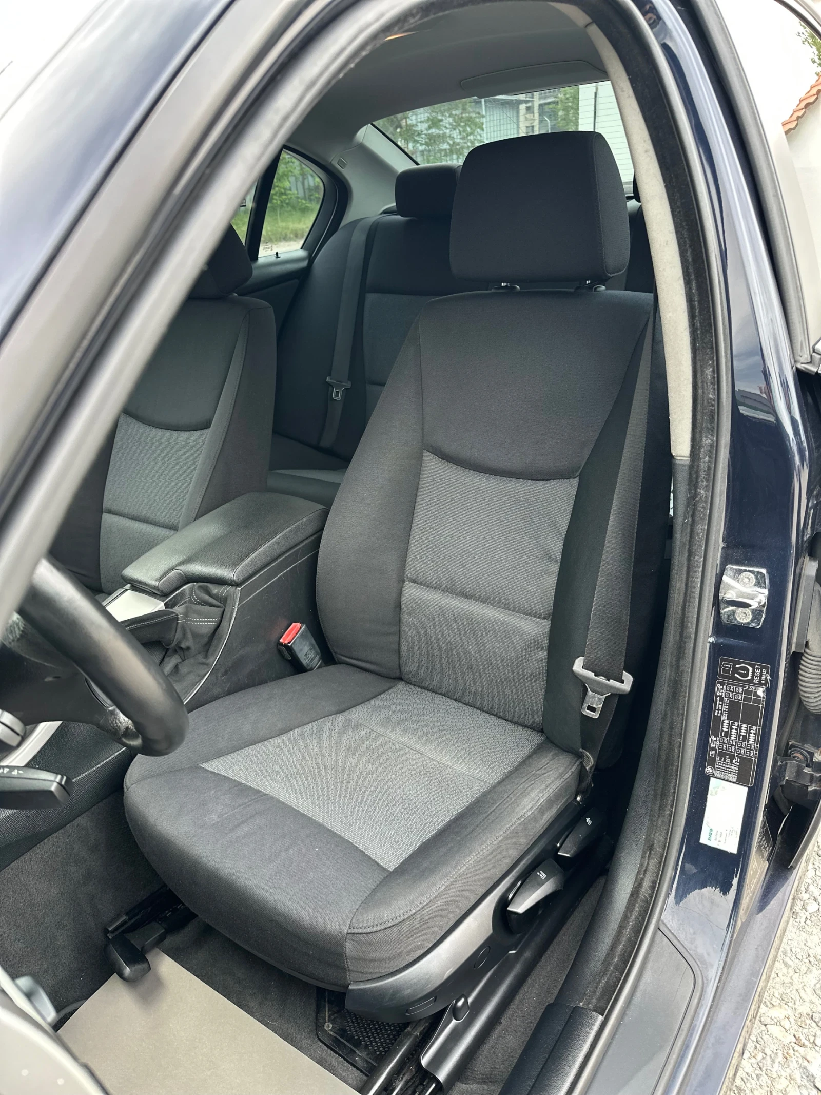 BMW 320 163/НАВИГАЦИЯ/ПОДГРЕВ, снимка 8 - Автомобили и джипове - 54494302