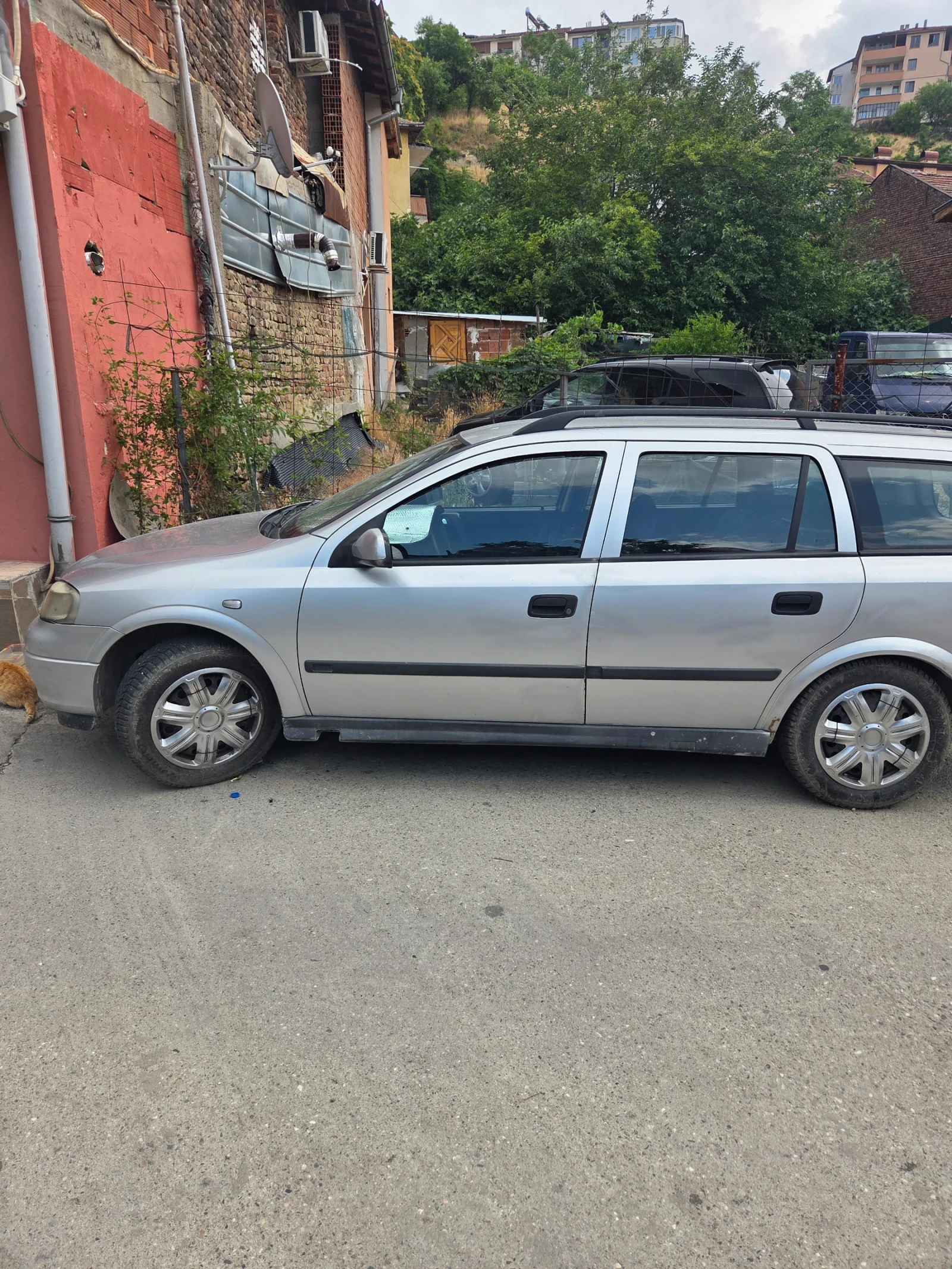 Opel Astra, снимка 2 - Автомобили и джипове - 55036293