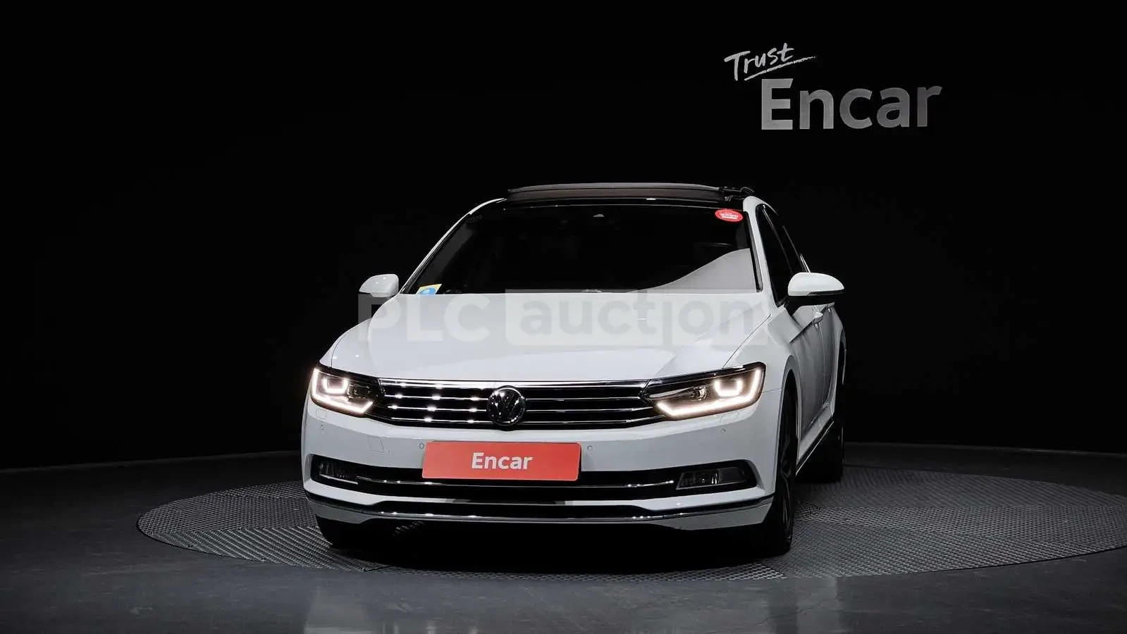 VW Passat 2.0TDI PRESTIGE! PANO/360CAM/FULL, снимка 3 - Автомобили и джипове - 55225495