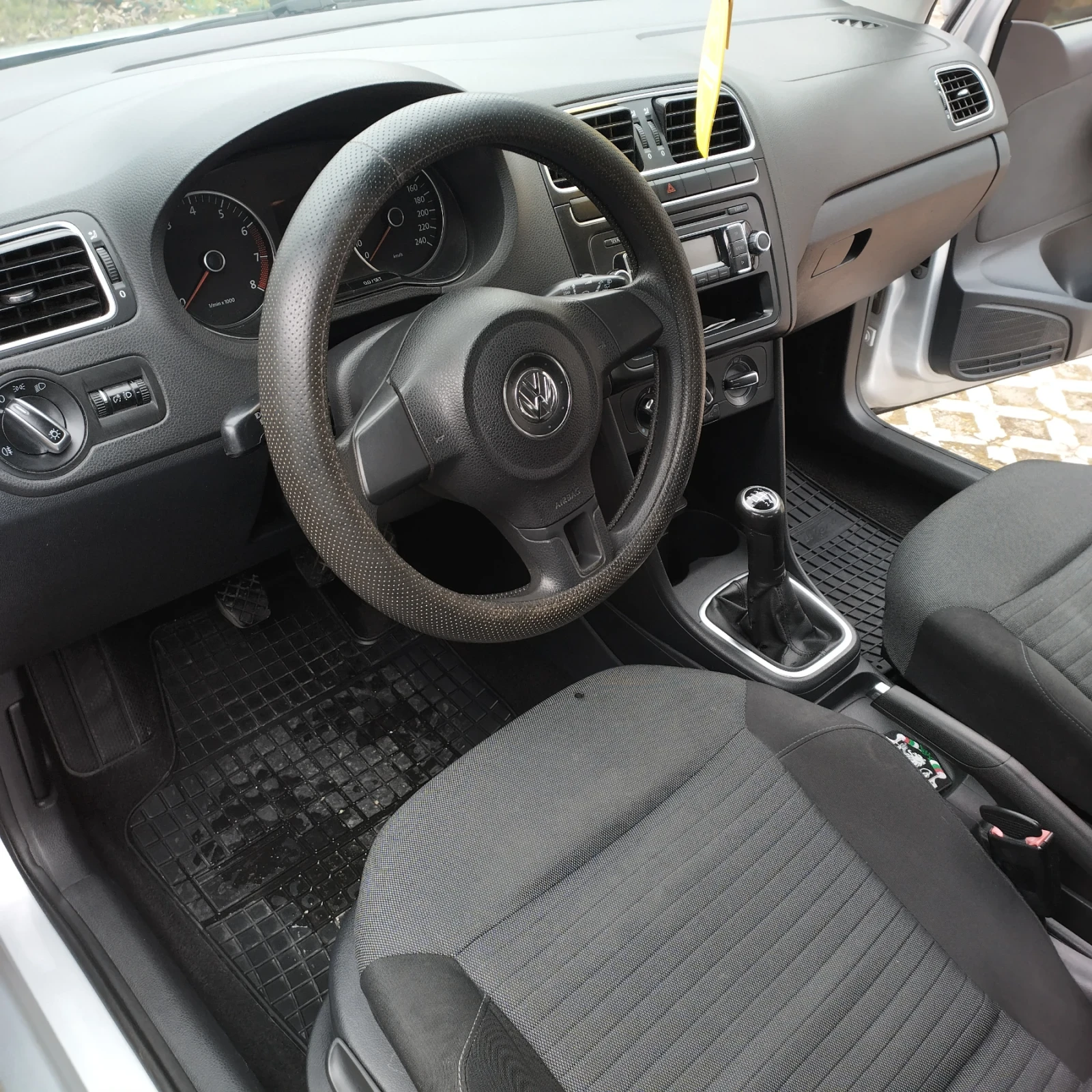 VW Polo 1.2, снимка 6 - Автомобили и джипове - 55612773