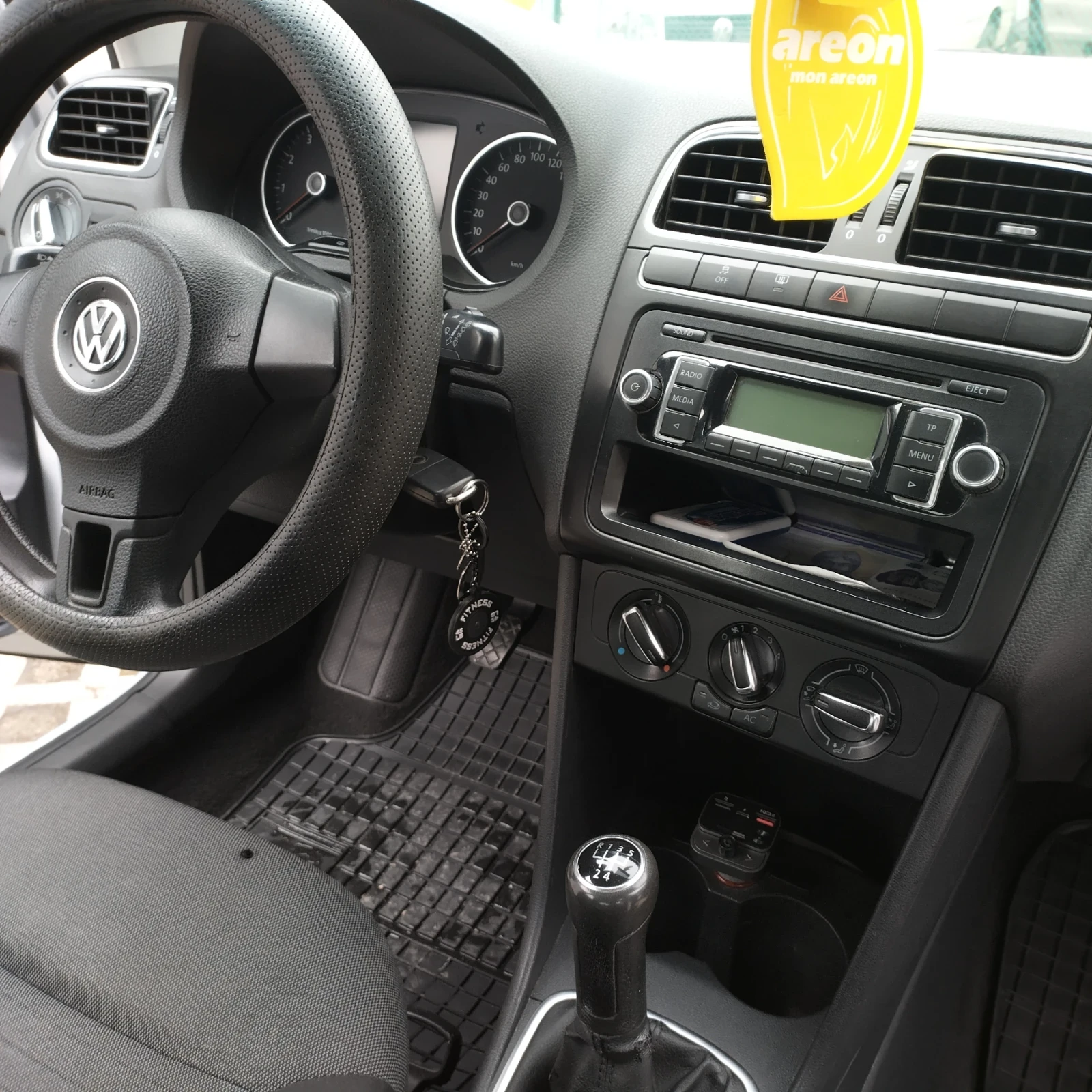 VW Polo 1.2, снимка 4 - Автомобили и джипове - 55612773