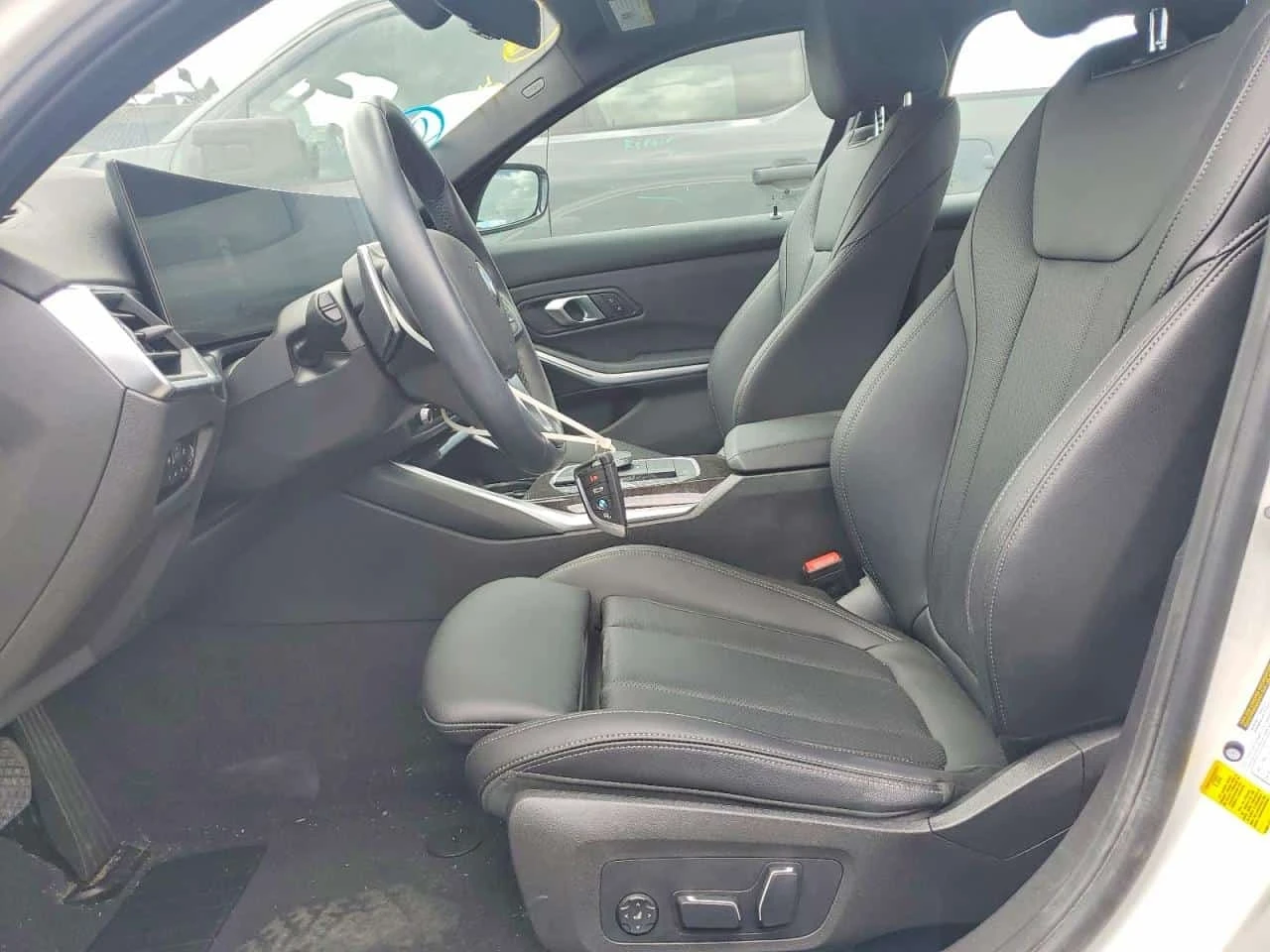 BMW 330 * CARFAX * ОПЦИЯ ЗА ФИНАНСИРАНЕ * , снимка 7 - Автомобили и джипове - 56256724