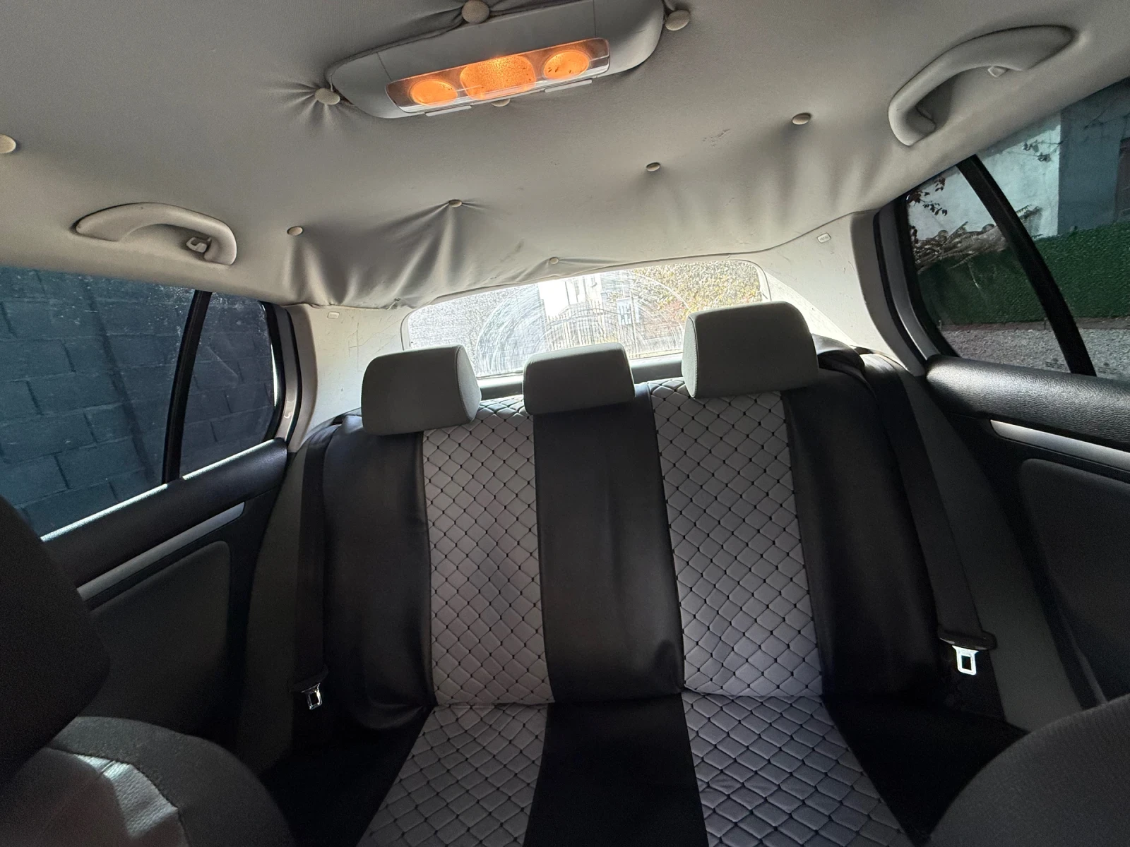 VW Golf, снимка 2 - Автомобили и джипове - 56678172