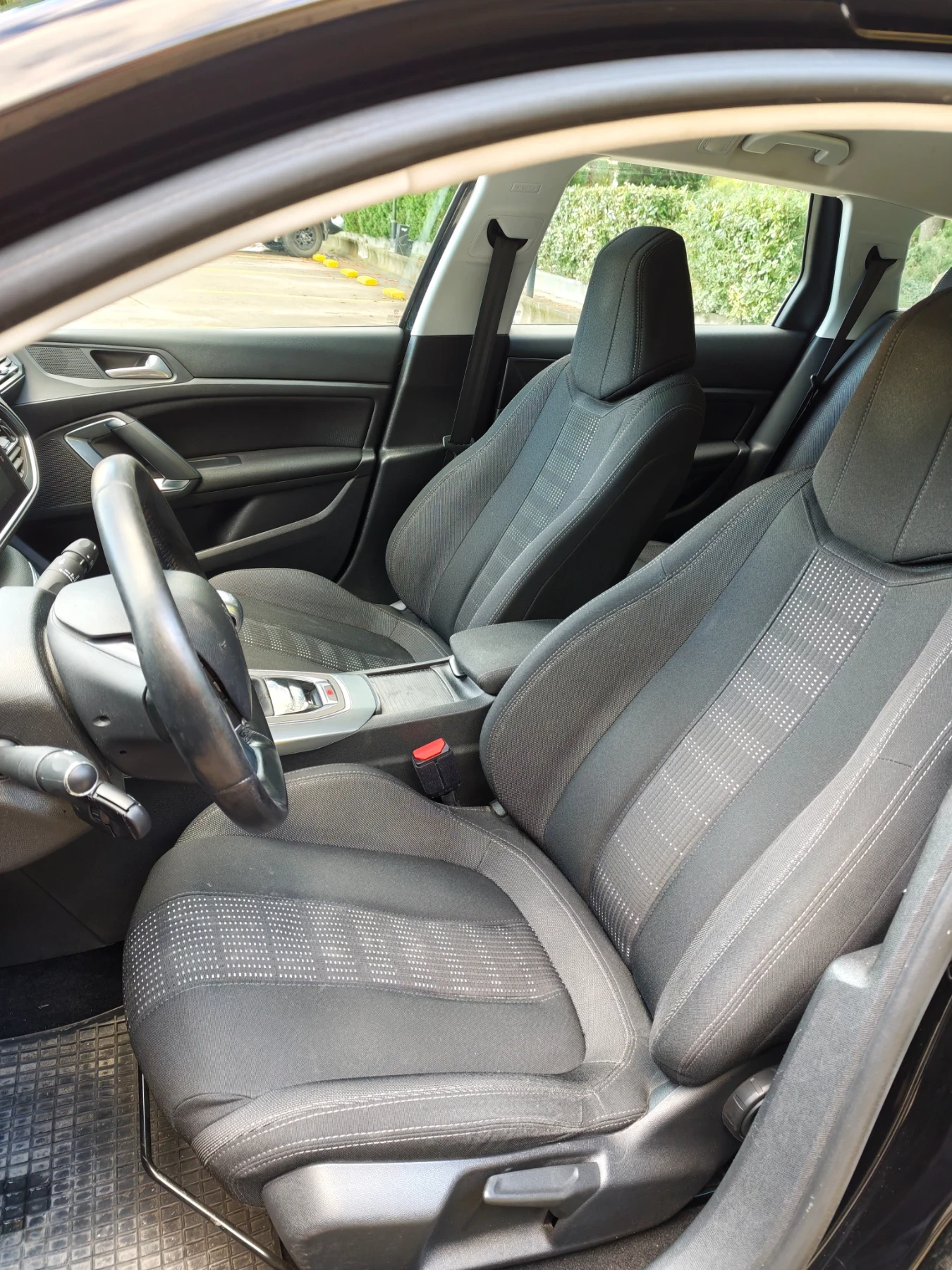 Peugeot 308 SW Allure, снимка 15 - Автомобили и джипове - 56699491