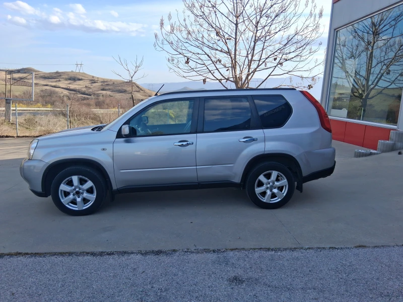 Nissan X-trail, снимка 8 - Автомобили и джипове - 49500674