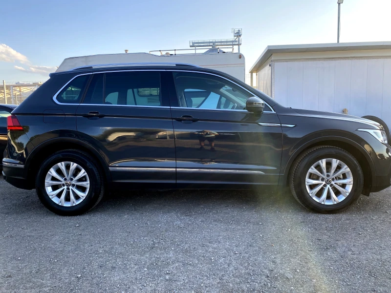 VW Tiguan 2.0TDI SCR DSG ---УНИКАТ---, снимка 2 - Автомобили и джипове - 51066533
