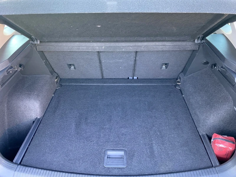 VW Tiguan 2.0TDI SCR DSG ---УНИКАТ---, снимка 13 - Автомобили и джипове - 51066533