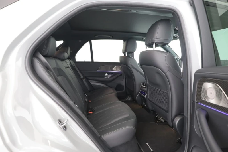 Mercedes-Benz GLE 63 S AMG 4-MATIC PANORAMA CARBON NIGHT BURMESTER 360, снимка 12 - Автомобили и джипове - 52239111