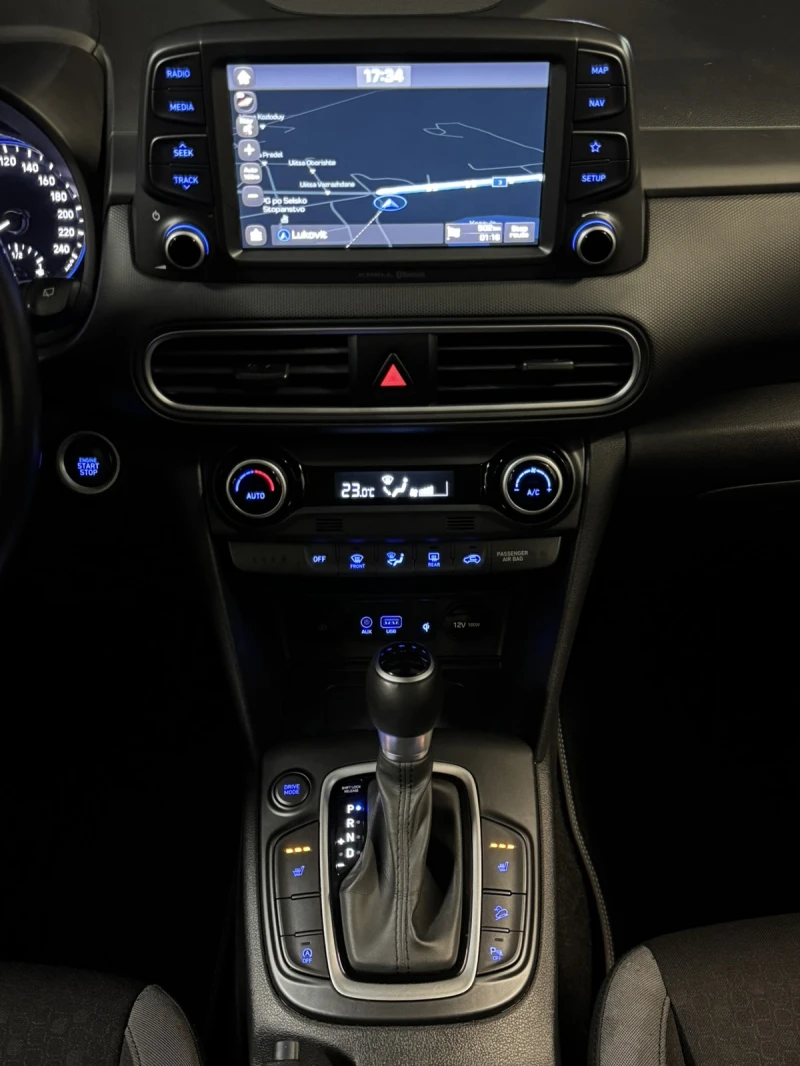 Hyundai Kona 1.6 CRDI 136 к.с., снимка 10 - Автомобили и джипове - 52788257