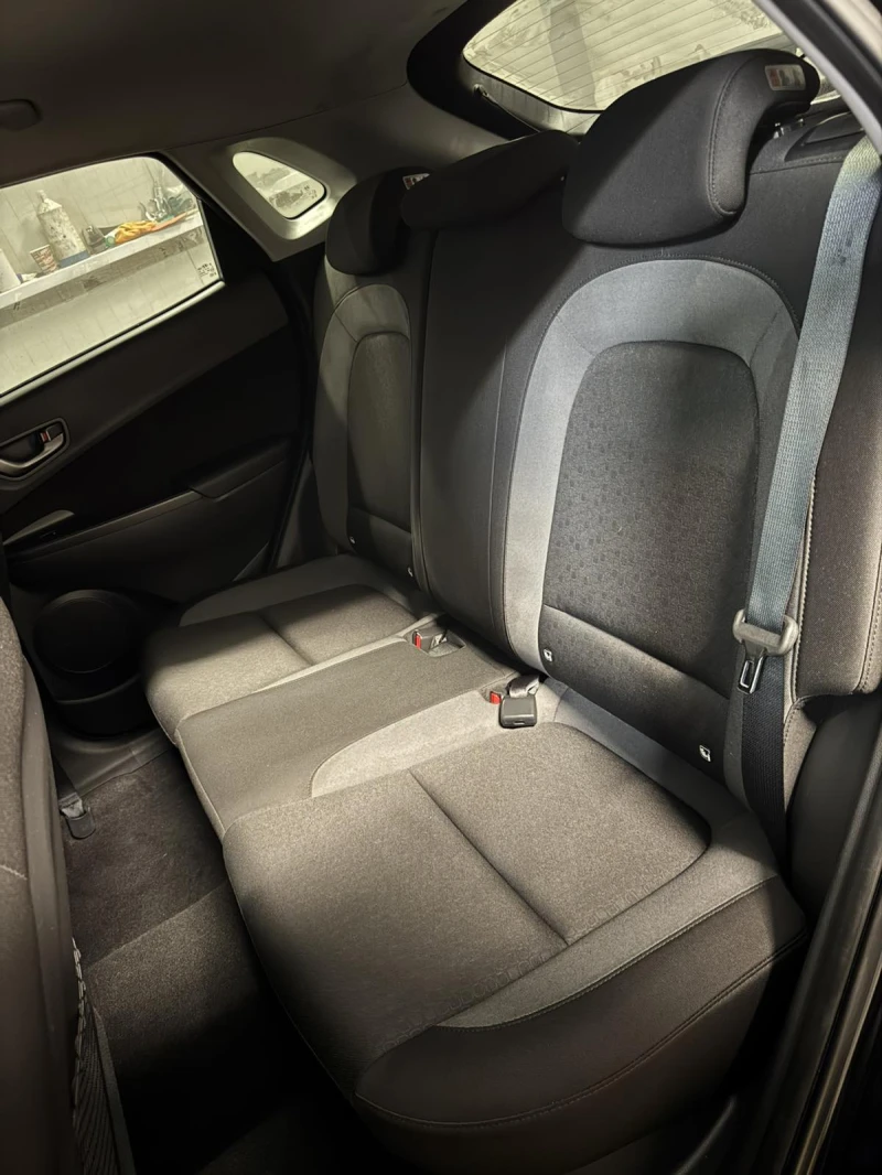 Hyundai Kona 1.6 CRDI 136 к.с., снимка 15 - Автомобили и джипове - 52788257