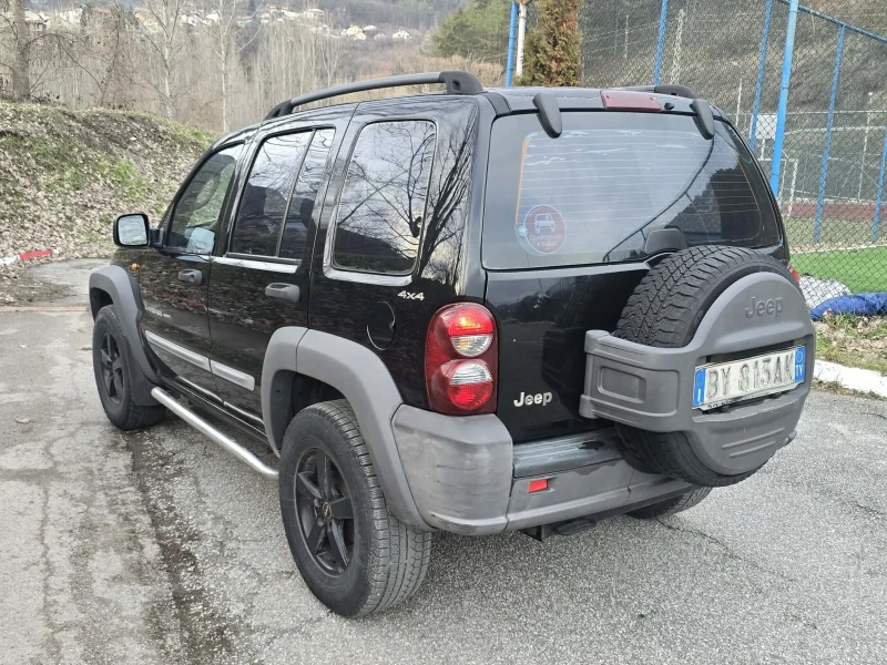 Jeep Cherokee 2.5 CRDI, снимка 7 - Автомобили и джипове - 53264177