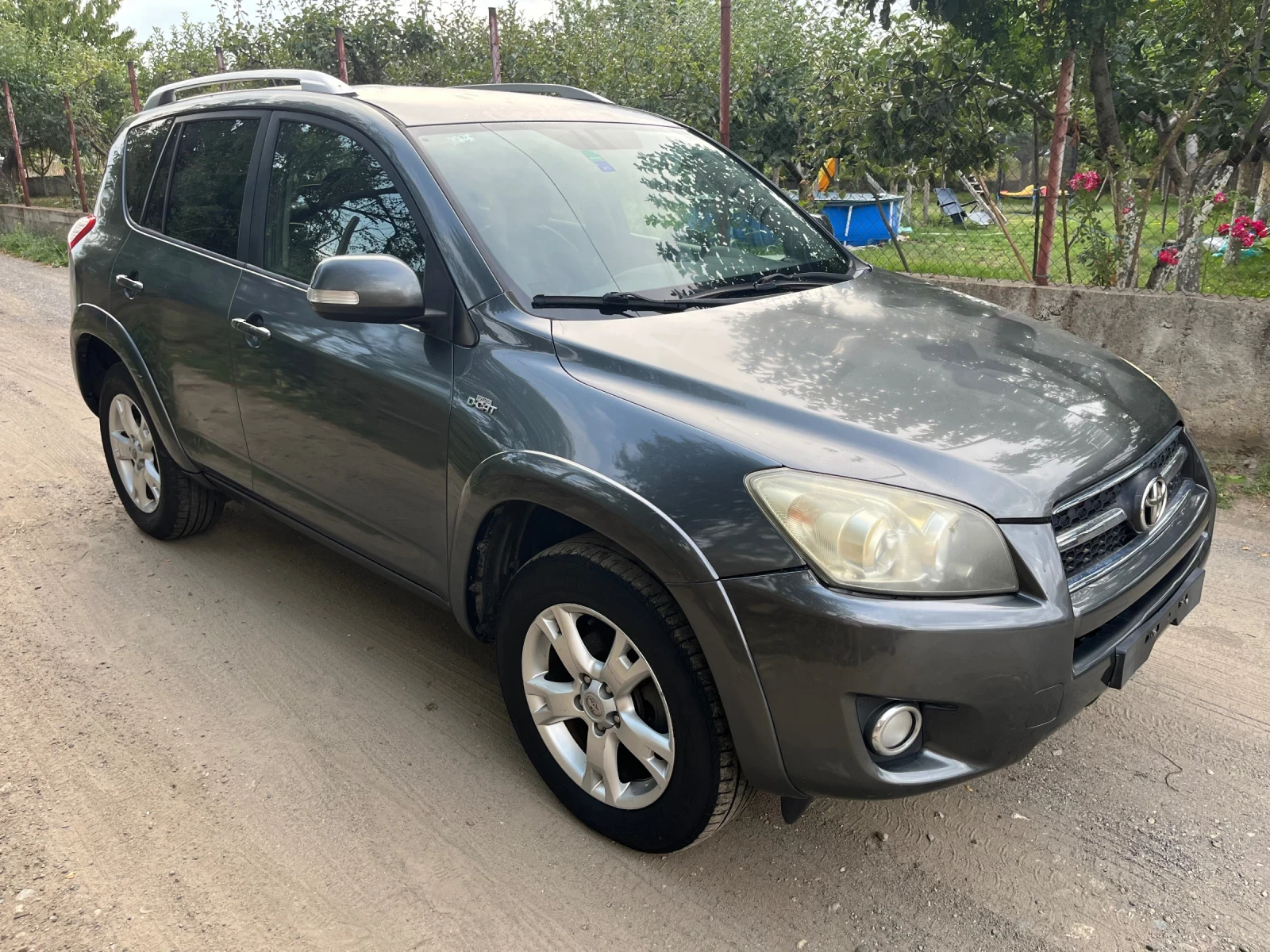 Toyota Rav4 2.2D-Cat 177 4x4 - изображение 3