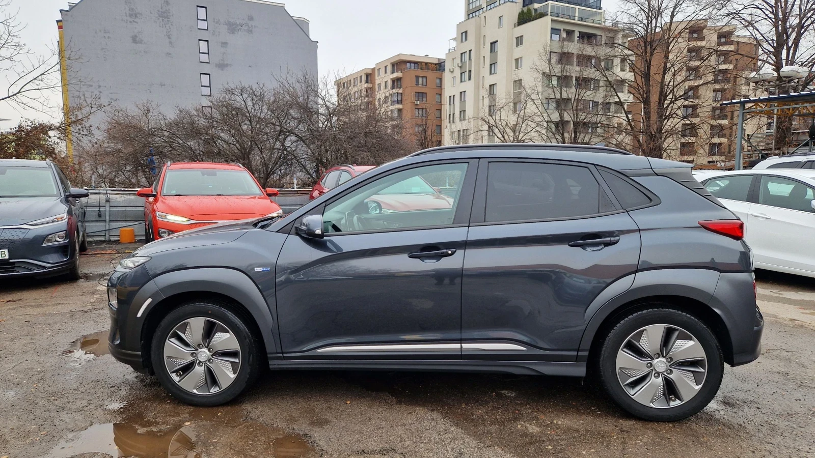 Hyundai Kona 64KW/Premium/SOH 99% - изображение 5