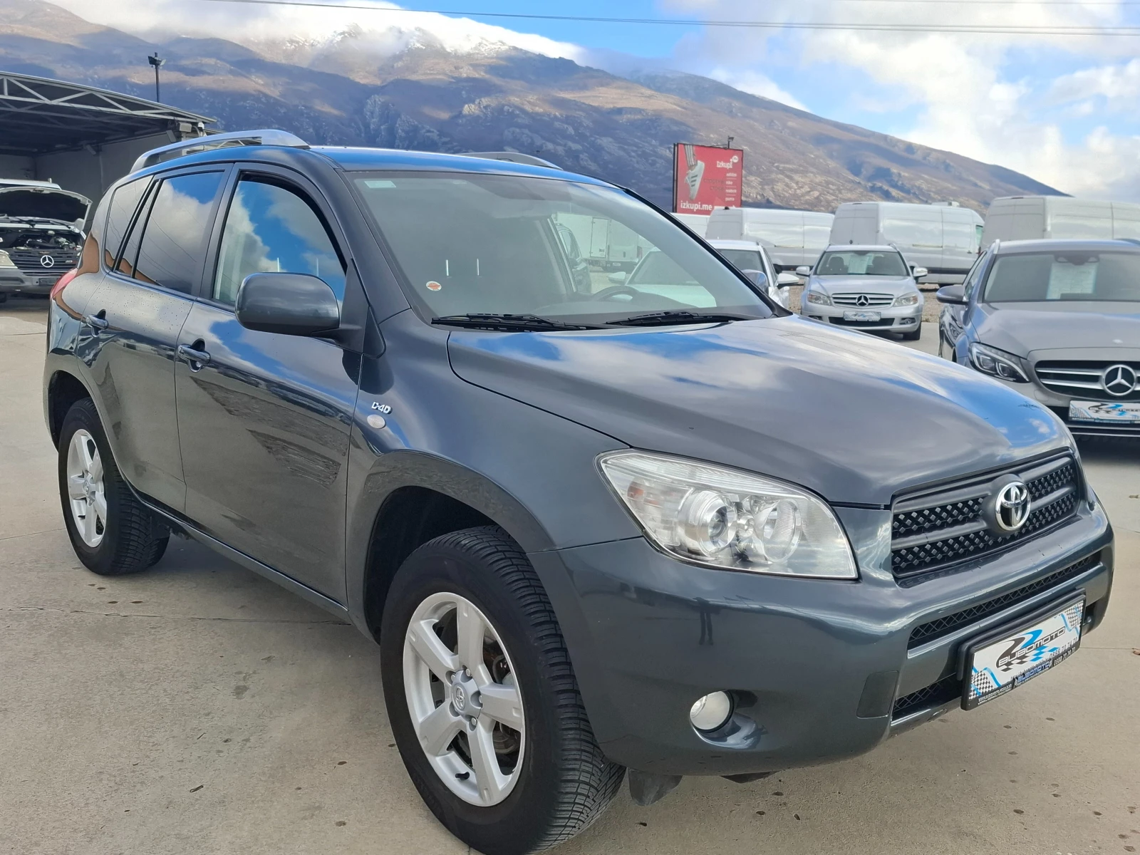 Toyota Rav4 2.2D4D/Клима/Италия - изображение 4