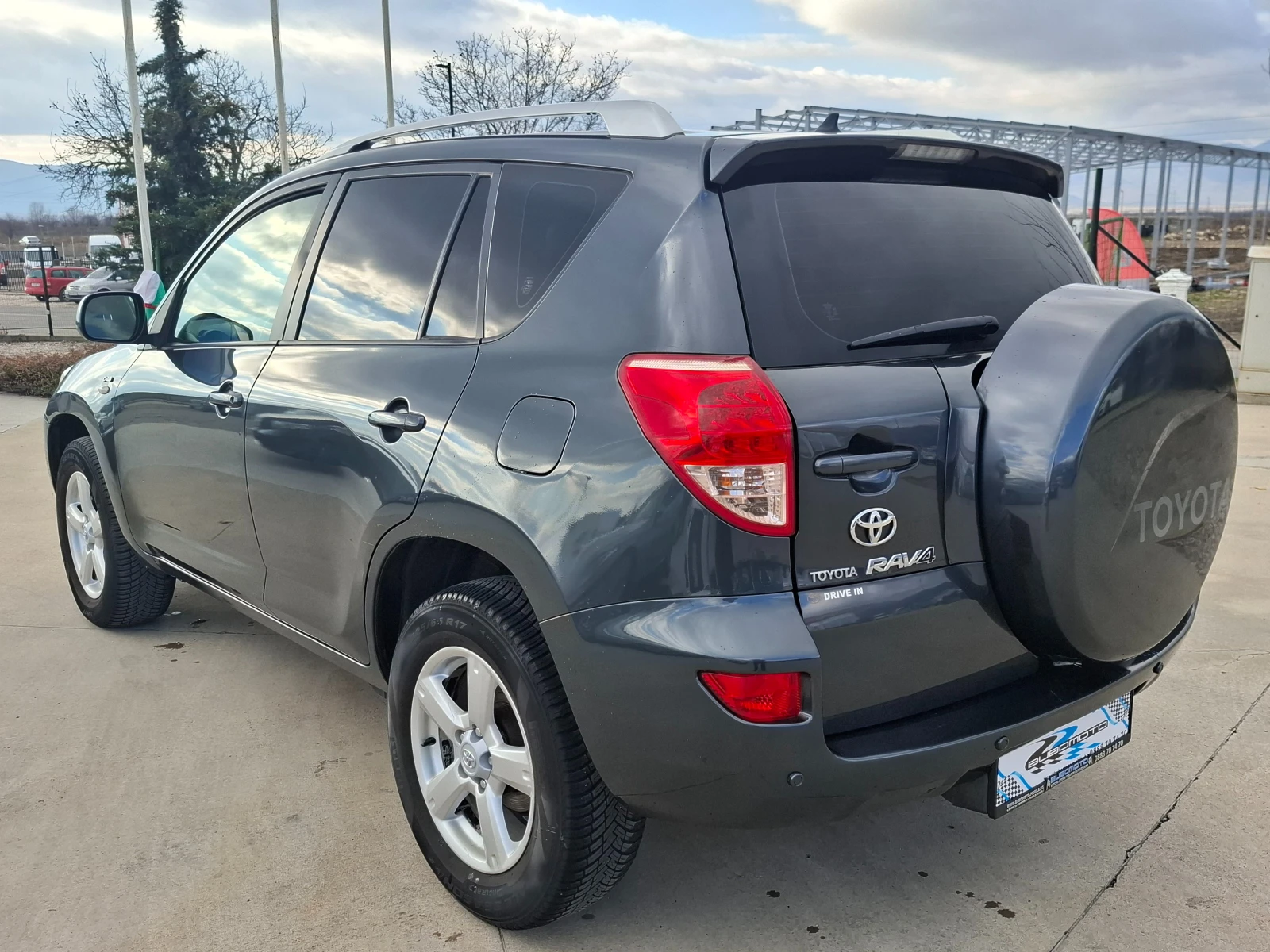 Toyota Rav4 2.2D4D/Клима/Италия - изображение 2