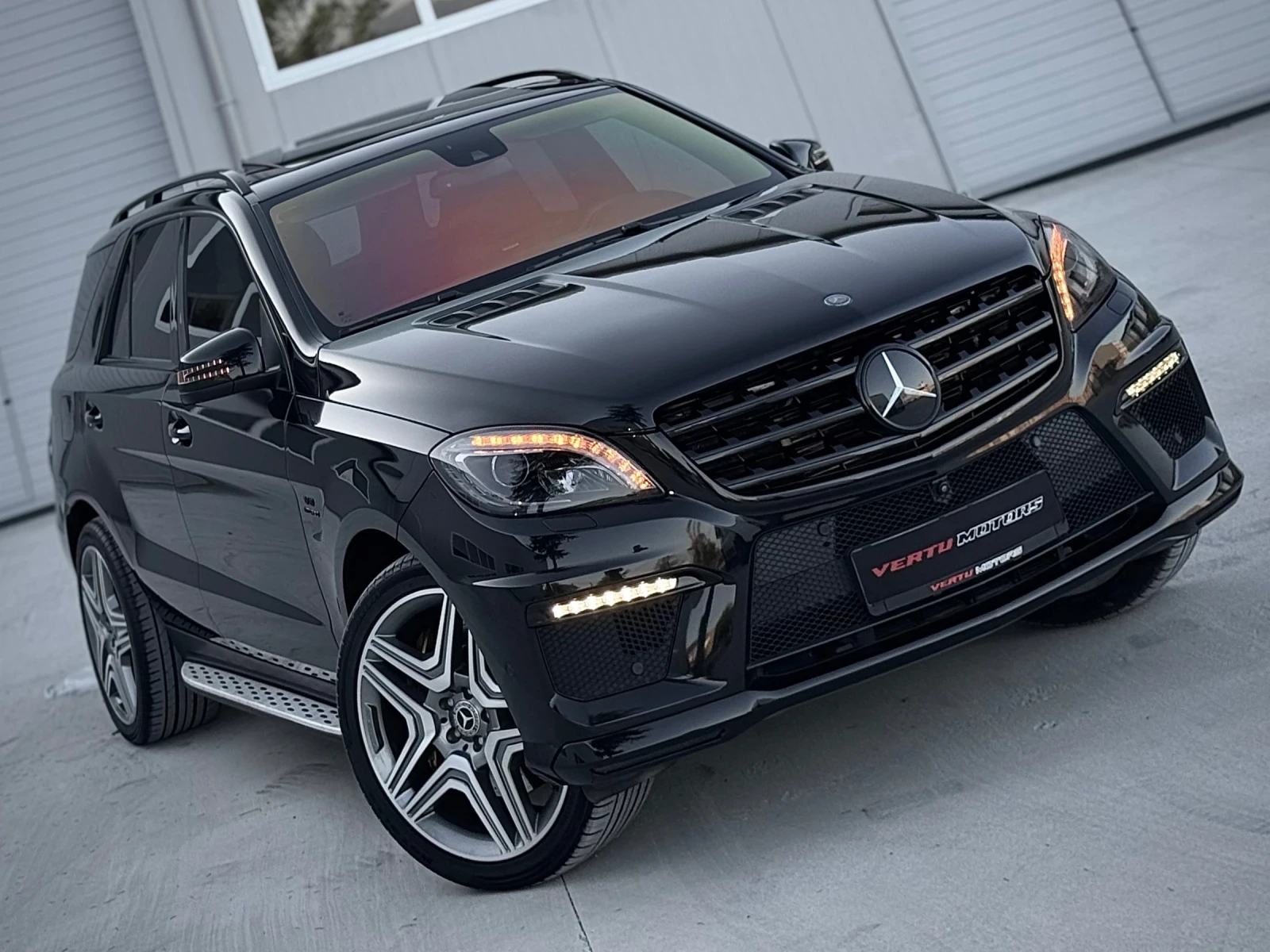 Mercedes-Benz ML 63 AMG DESIGNO / 3xTV / MEMORY / WEBASTO / 21z / FULL - изображение 3