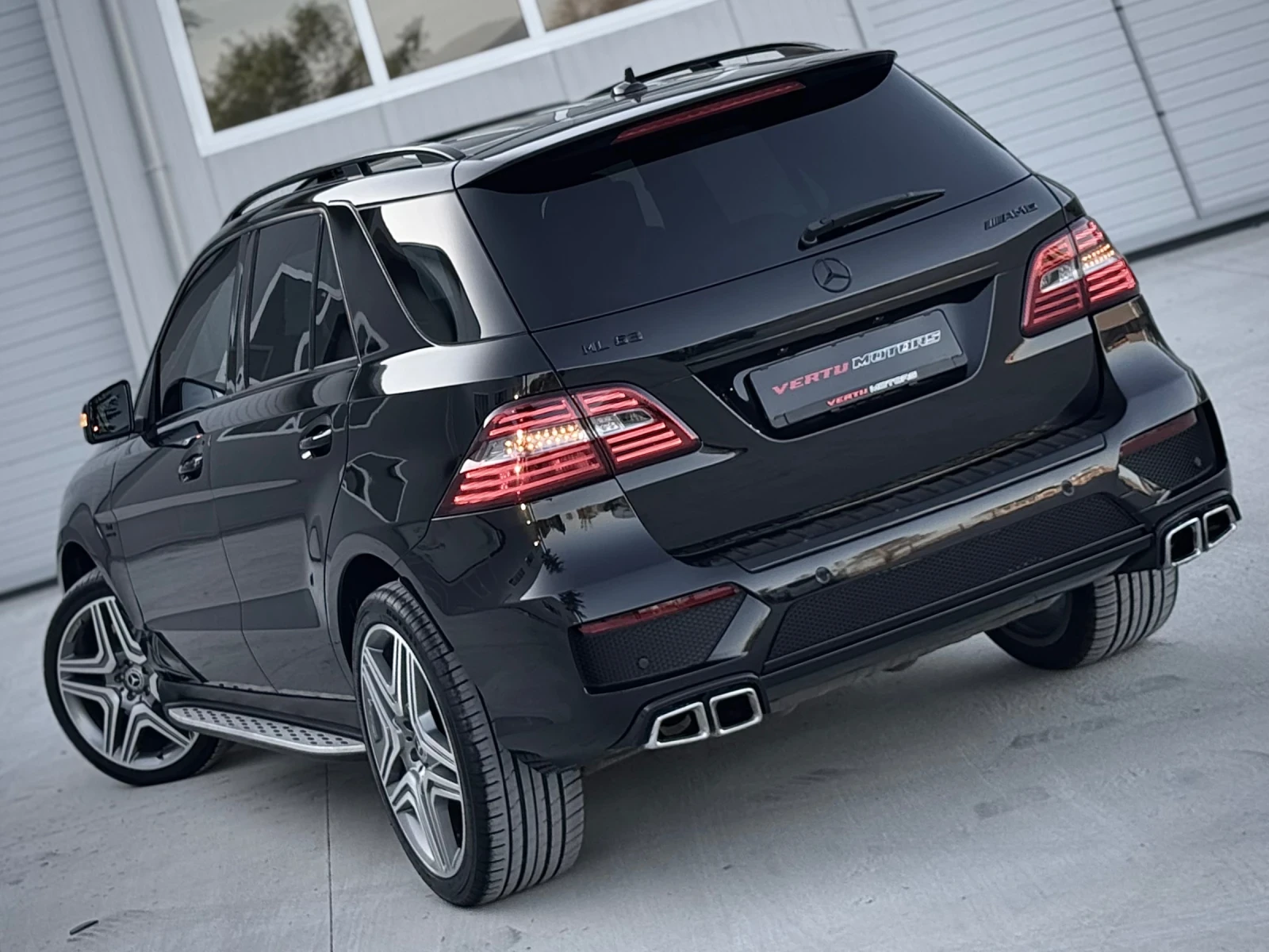 Mercedes-Benz ML 63 AMG DESIGNO / 3xTV / MEMORY / WEBASTO / 21z / FULL - изображение 4