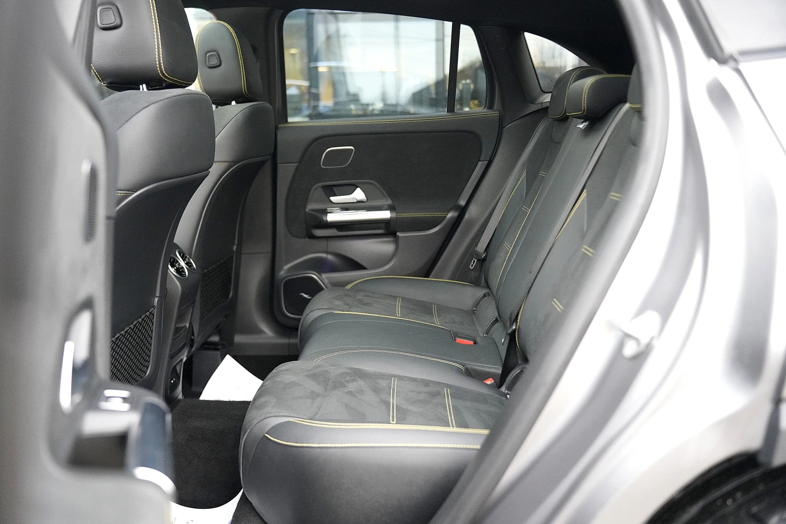 Mercedes-Benz GLA 45 AMG S 4Matic+ Aerodynamic Package | Mobile.bg � ����������� 11