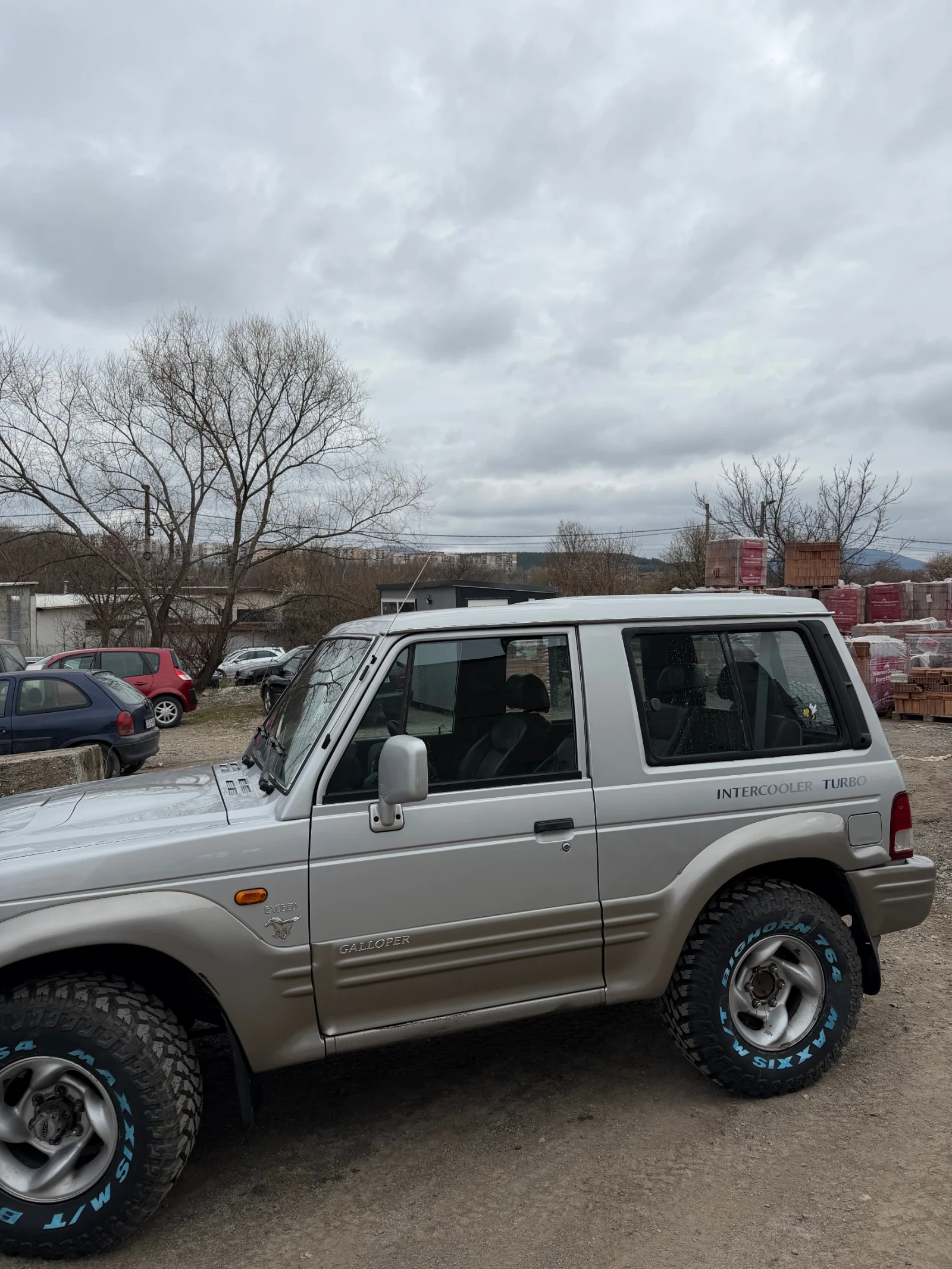 Hyundai Galloper, снимка 3 - Автомобили и джипове - 54039064