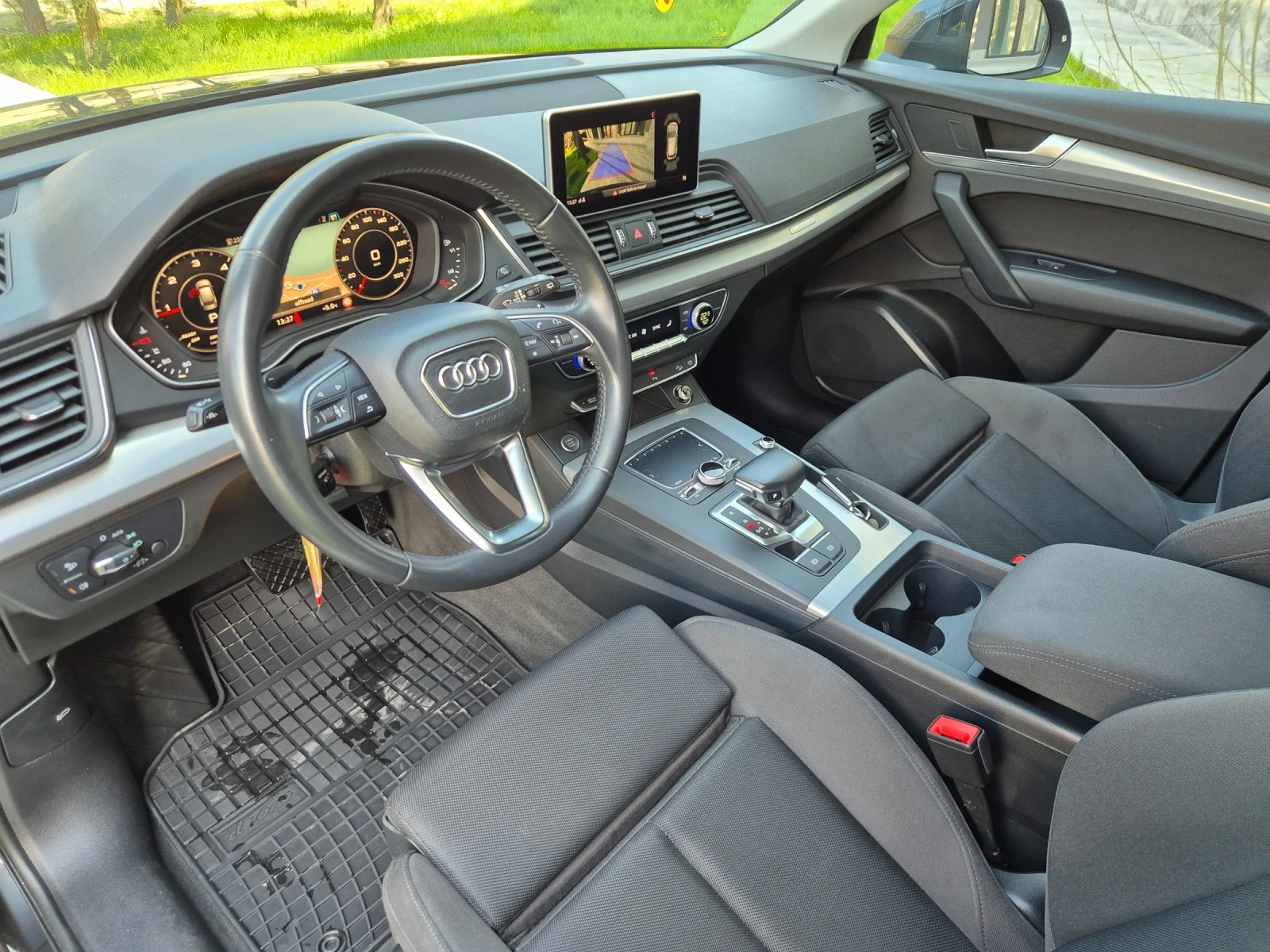 Audi Q5 НАВИ* ДИСТРОНИК* ЛЕД-ФАР* ЕЛ-БАГАЖНИК* КАТО-НОВО, снимка 9 - Автомобили и джипове - 54166723