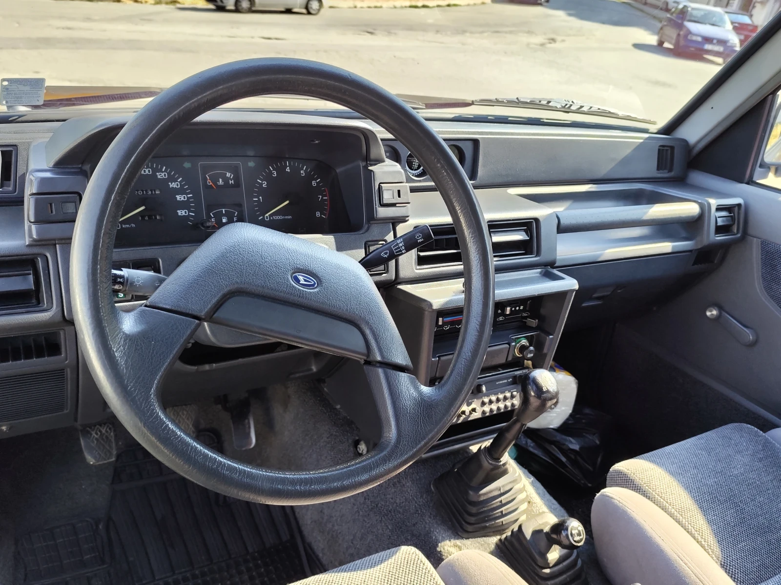 Daihatsu Feroza 1.6 EFI (16), снимка 3 - Автомобили и джипове - 55070335