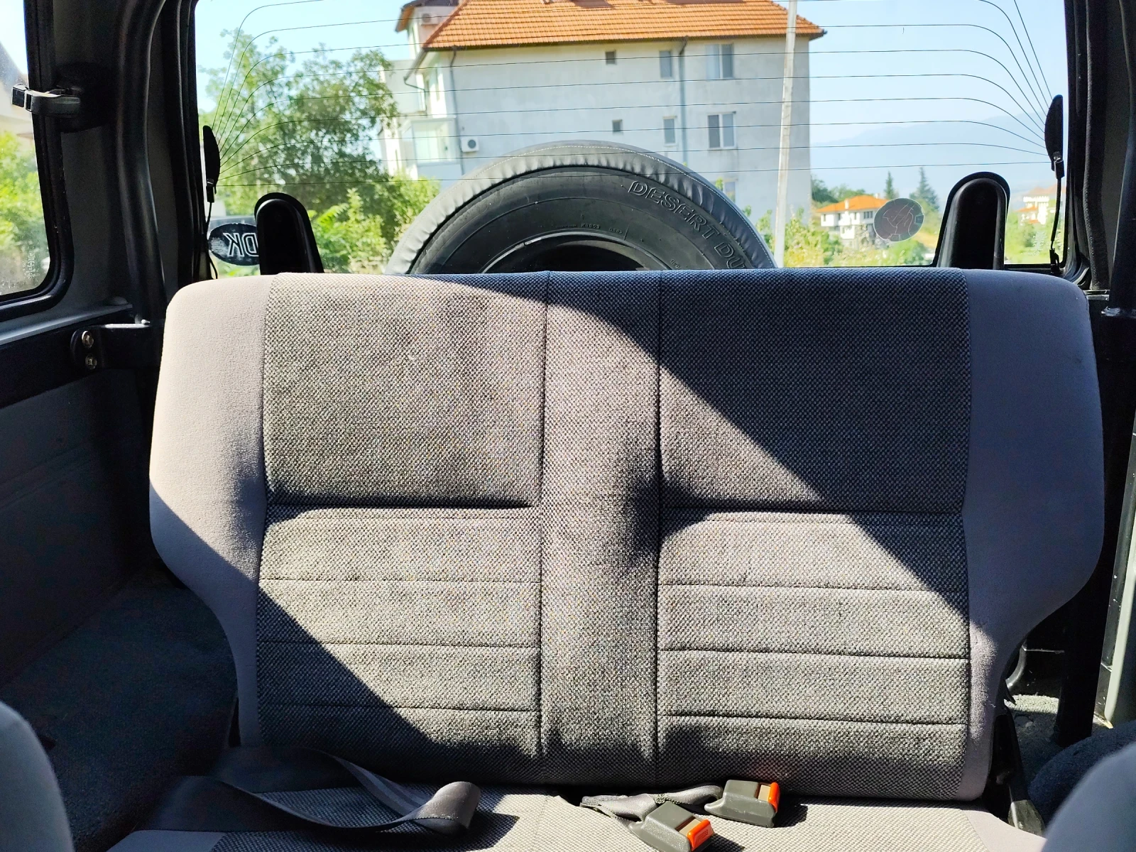 Daihatsu Feroza 1.6 EFI (16), снимка 5 - Автомобили и джипове - 55070335