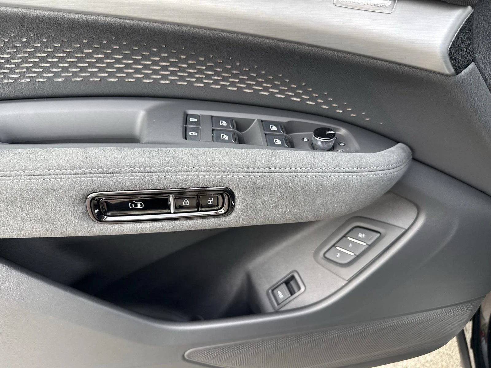 Audi Q7 S-LINE / TECH PLUS / MATRIX / PANO / HUD/ B&O/ 360, снимка 9 - Автомобили и джипове - 56337010