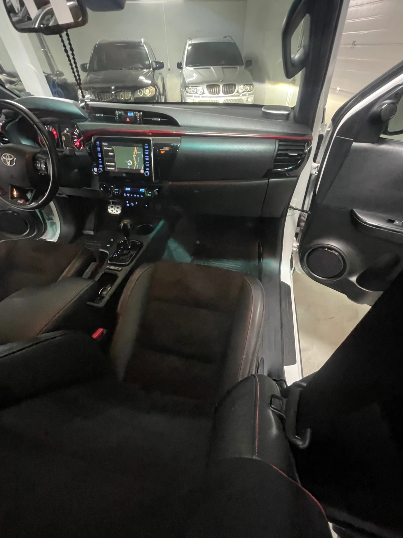 Toyota Hilux GR/JBL/������/�����/�������� �� 2034�/����!!! | Mobile.bg � ����������� 14