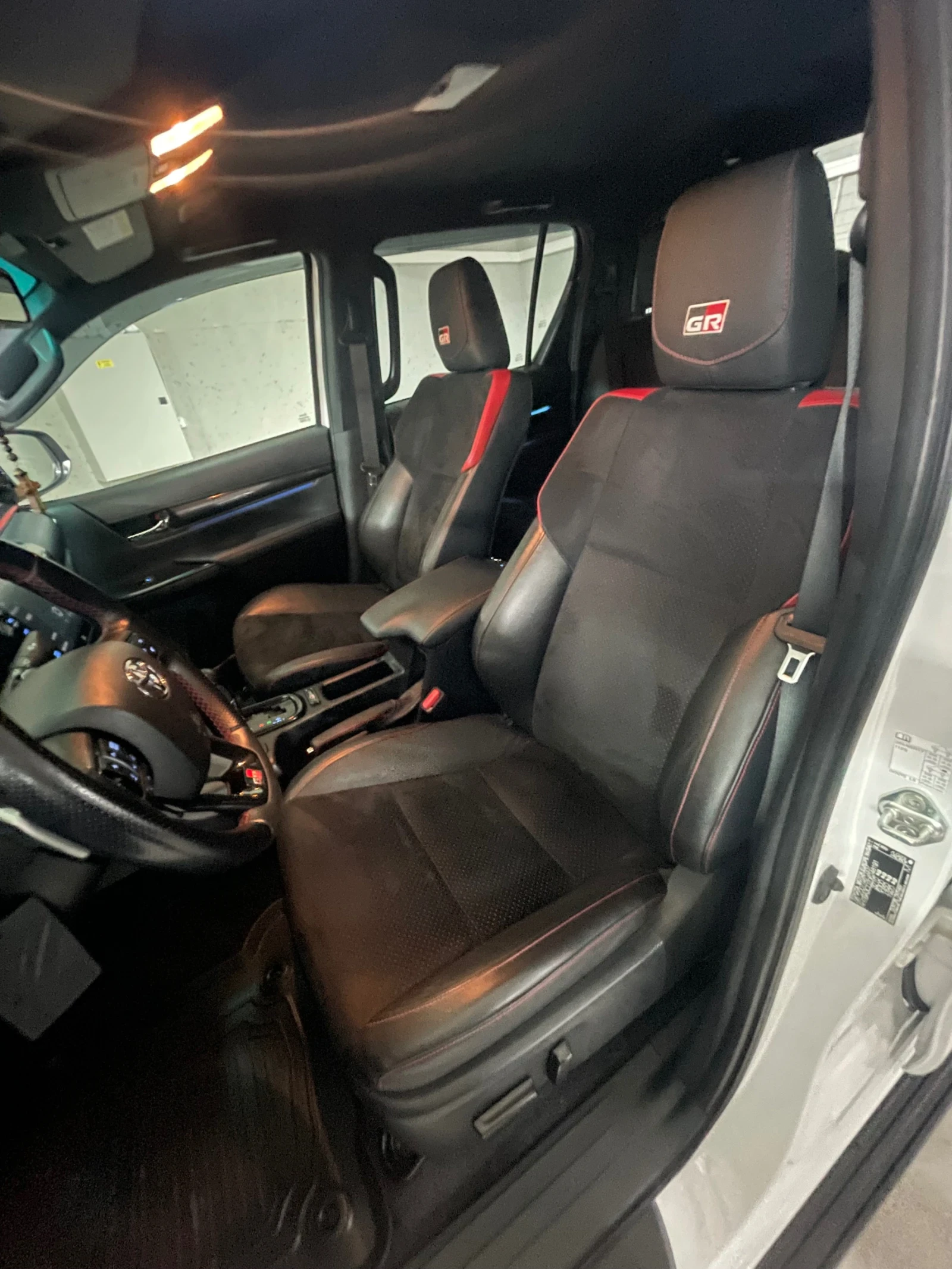 Toyota Hilux GR/JBL/������/�����/�������� �� 2034�/����!!! | Mobile.bg � ����������� 11