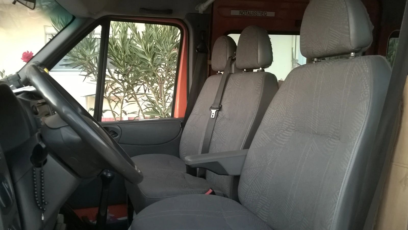 Ford Transit RWD DI 2.4 116hp BUS - изображение 8