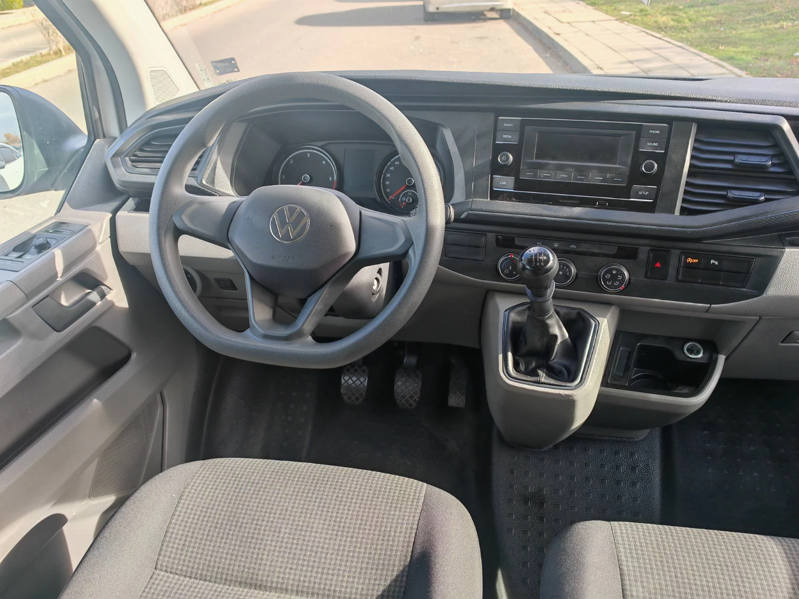 VW Transporter 2900Евро за получаване, 2.0 TDI 8+ 1м, снимка 9 - Бусове и автобуси - 53824589