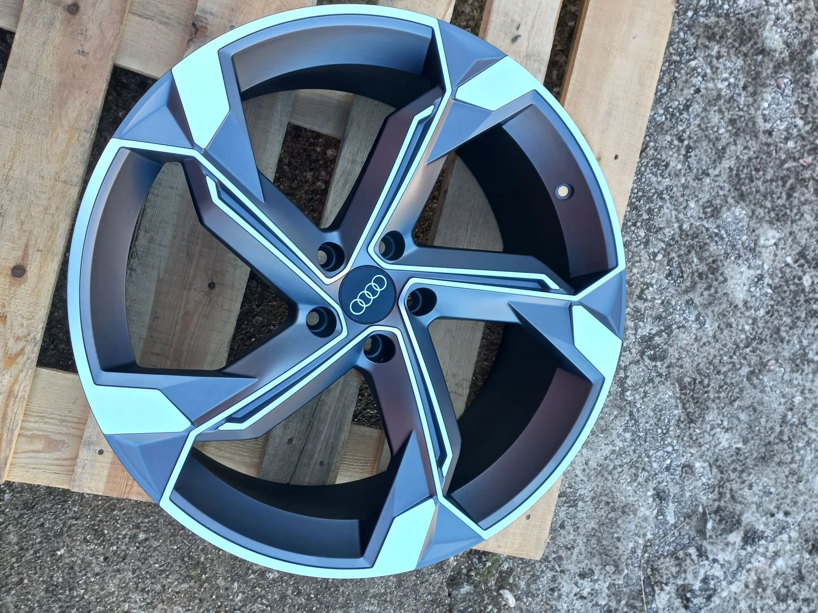 Джанти за Audi, снимка 9 - Гуми и джанти - 53756227