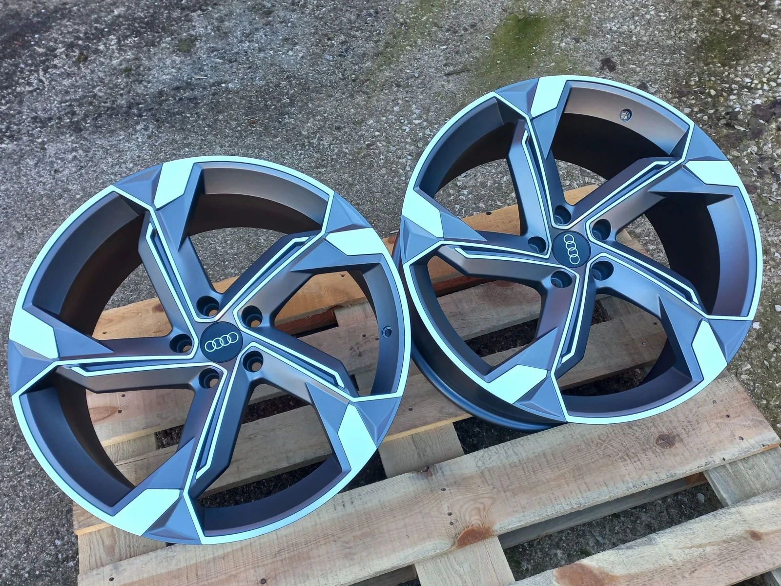 Джанти за Audi, снимка 3 - Гуми и джанти - 53756227