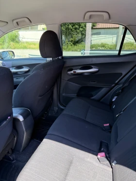 Toyota Auris, снимка 11