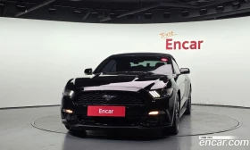 Ford Mustang Convertible, снимка 3