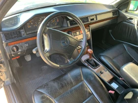 Mercedes-Benz 124 200CE, снимка 12