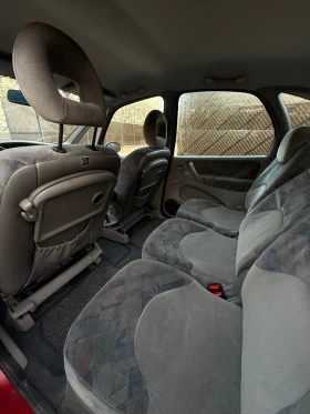 Citroen Xsara picasso - 2300 € / 4498.41 лв. - 83643875 8