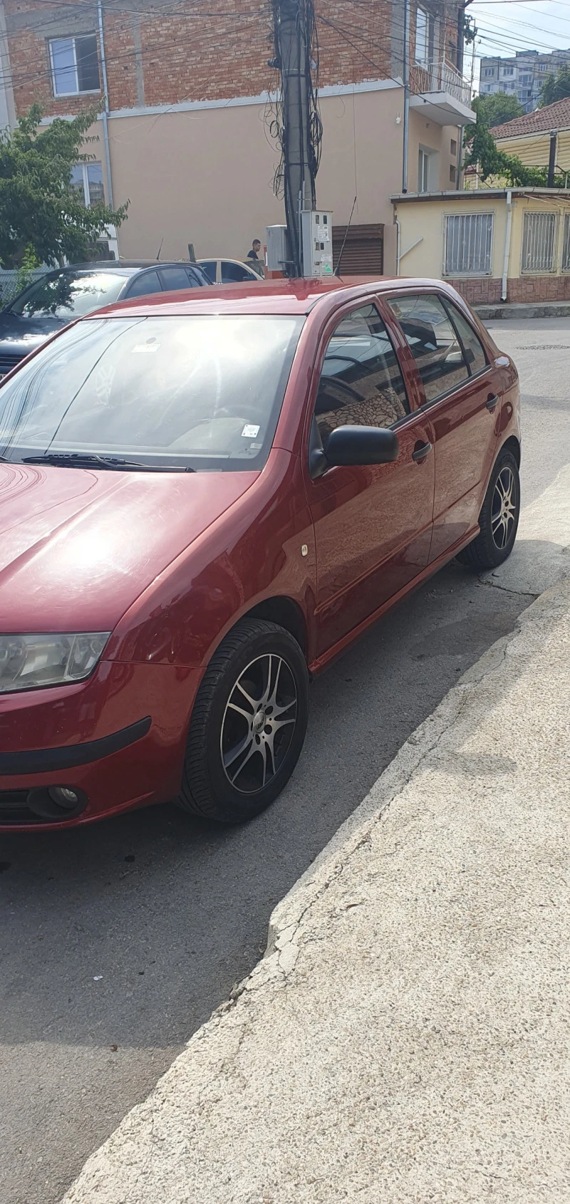 Skoda Fabia, снимка 2 - Автомобили и джипове - 47323329